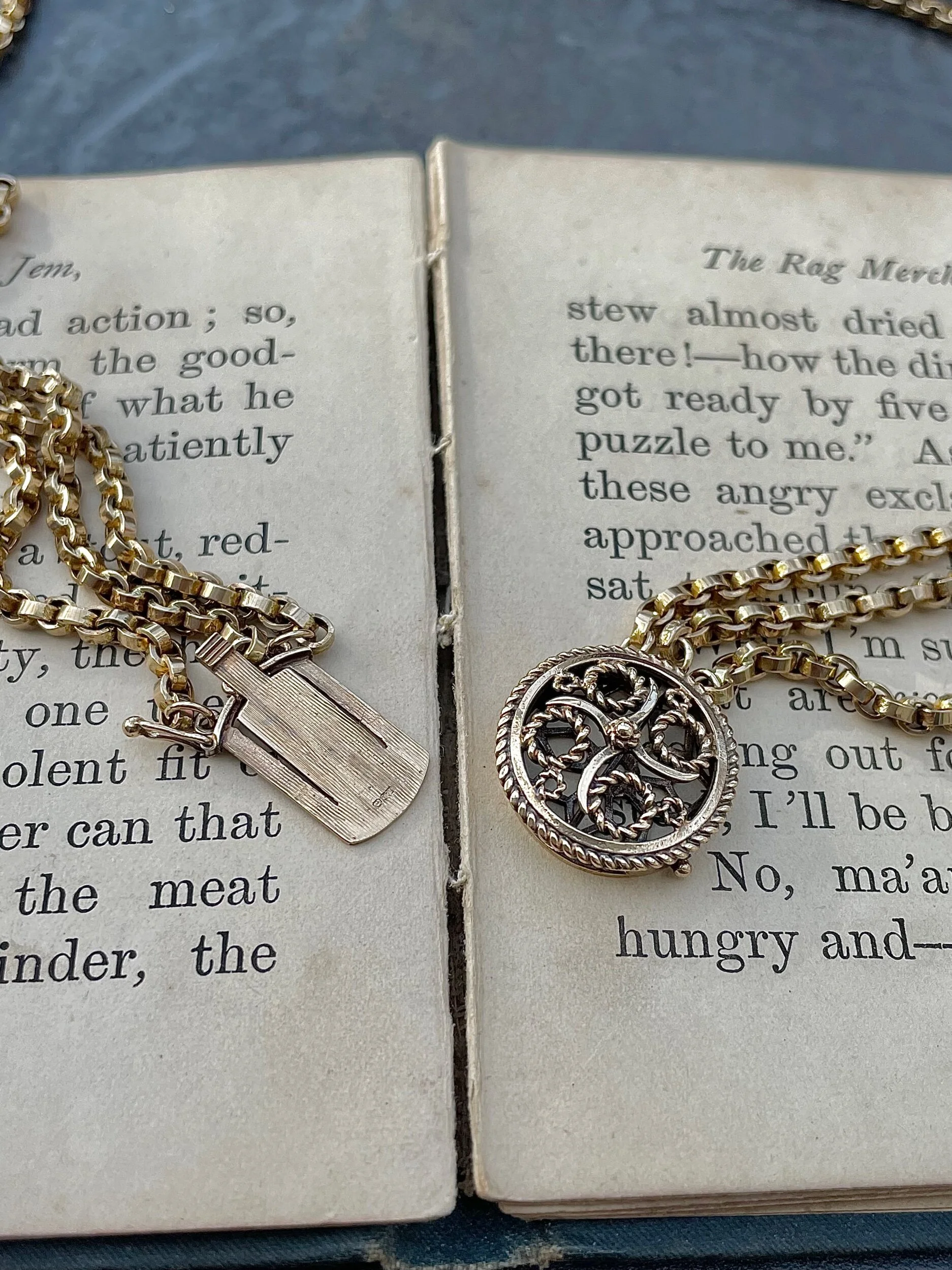 B0EC661A-FE32-43AA-A899-378A80DA5228