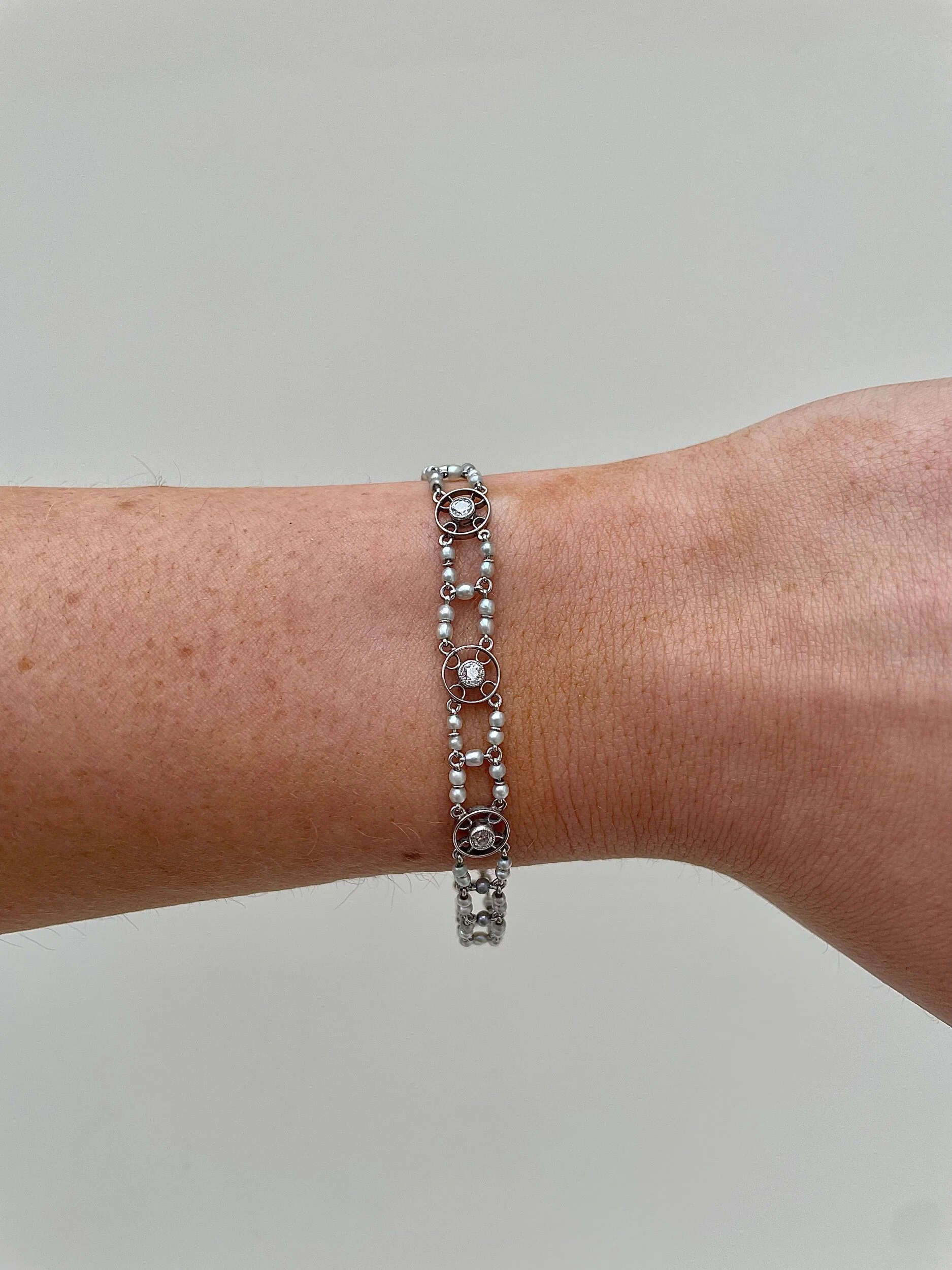 57983DA5-FA59-4E93-BC65-3AAE4ABDC76E