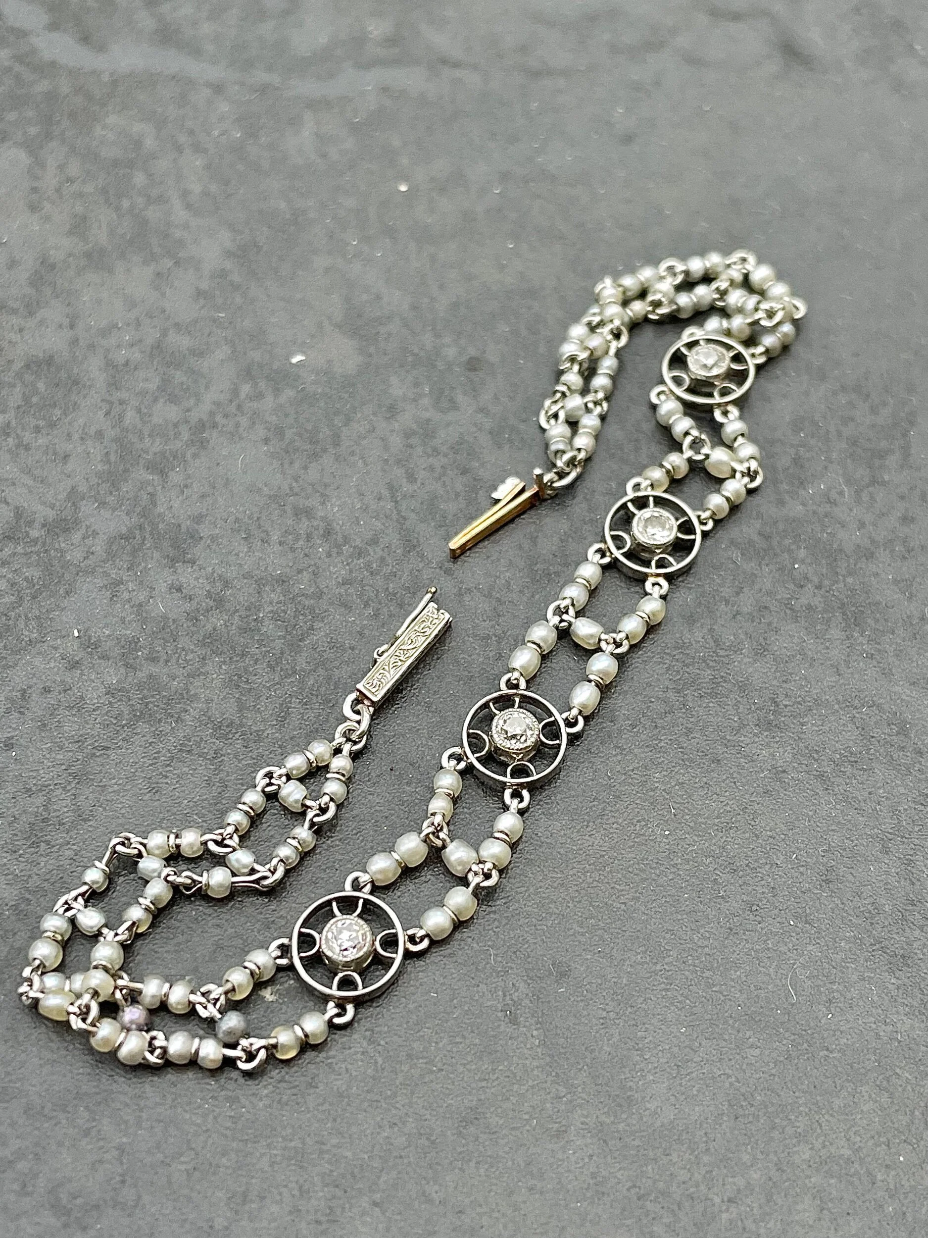 CADE7B51-6D79-4148-B51A-D7763EC288B2