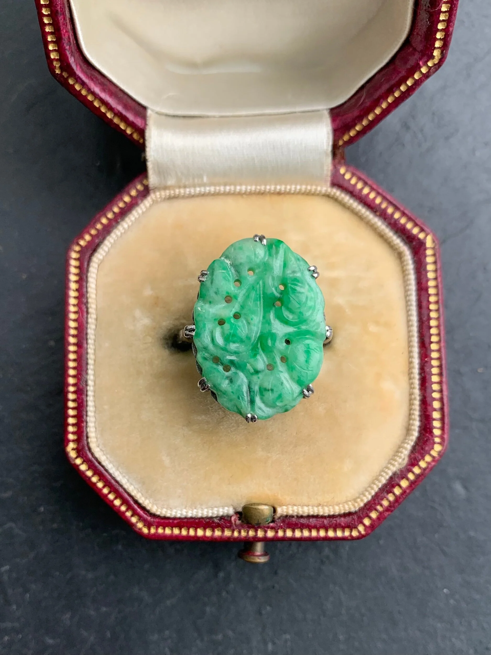 657825D8-4A71-49FB-B389-1073137DE7B0