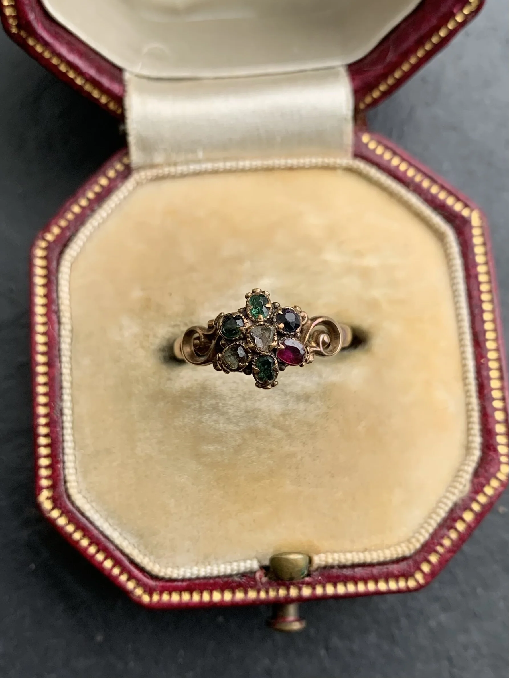 F3ABFAEB-8040-4255-937D-26738A236087