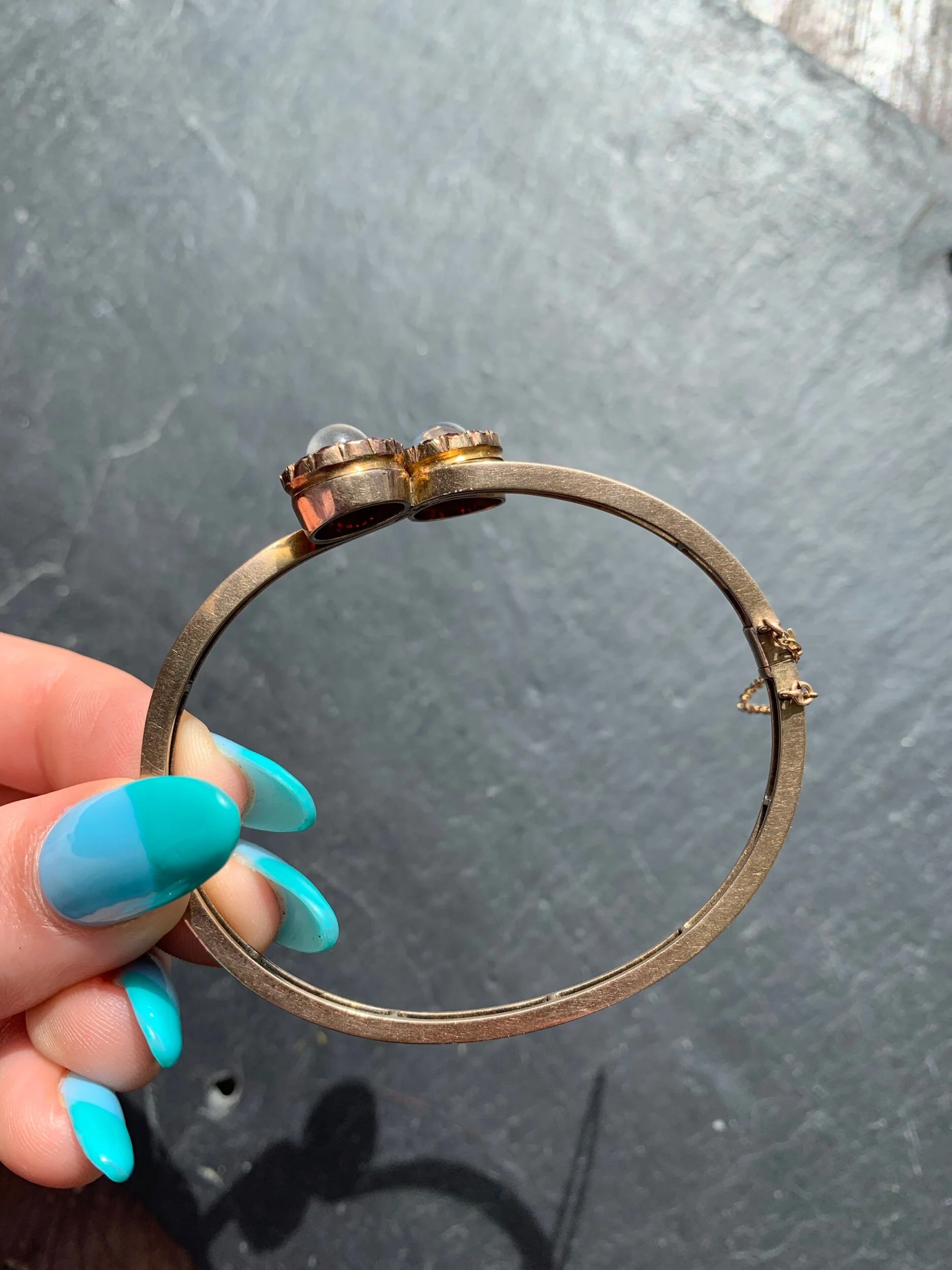 EDF57DE6-655D-43DD-8456-BC7AF8FD5A4D