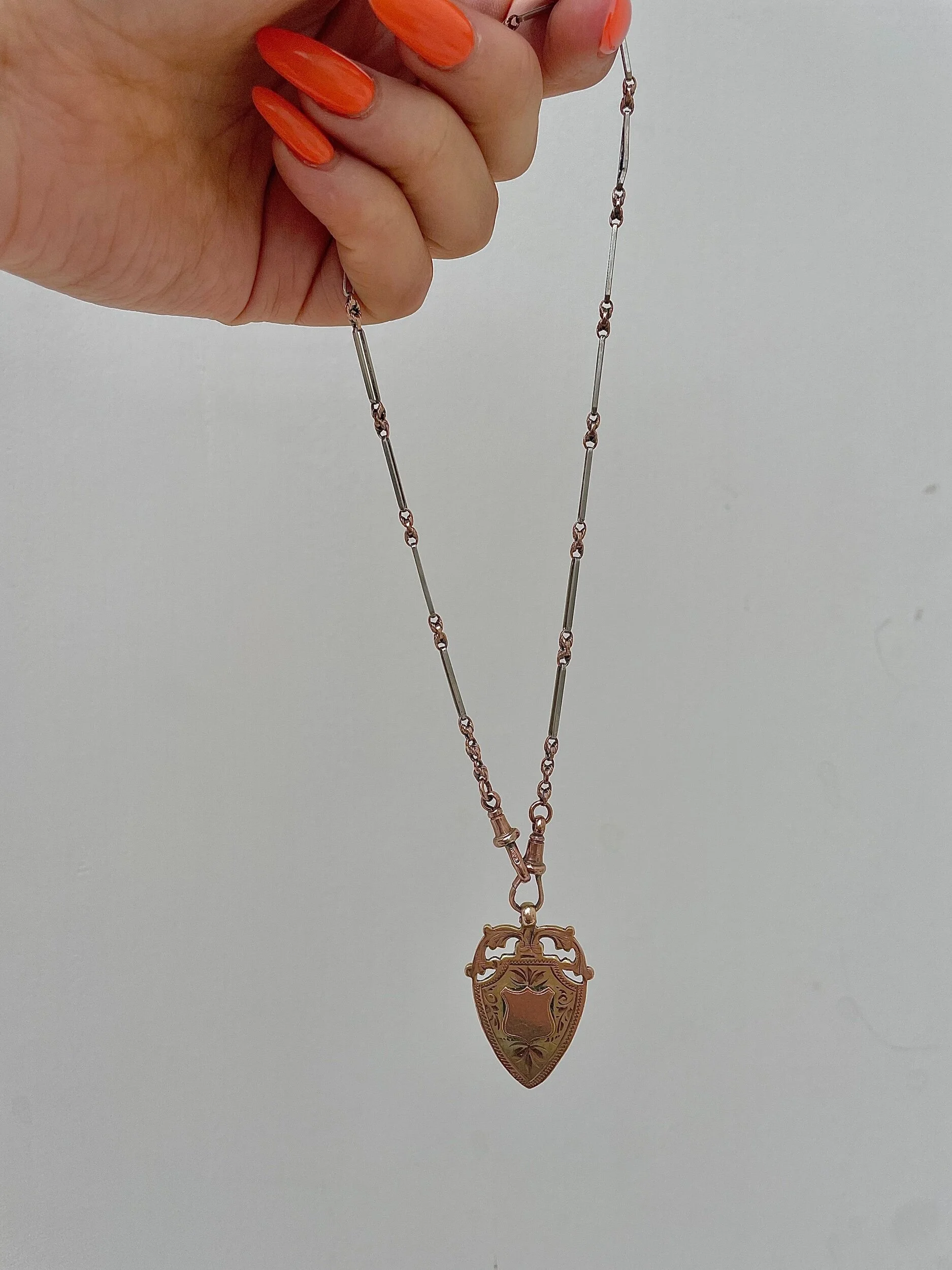 7754CCAA-AE40-4E45-BA99-53A0A4F49381