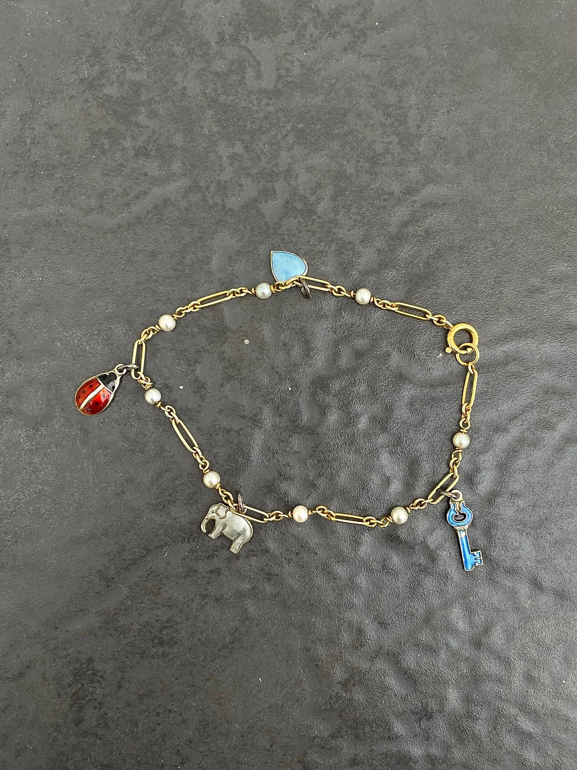 B281E8A8-4E9D-46B4-9D2C-094F3A5A516D