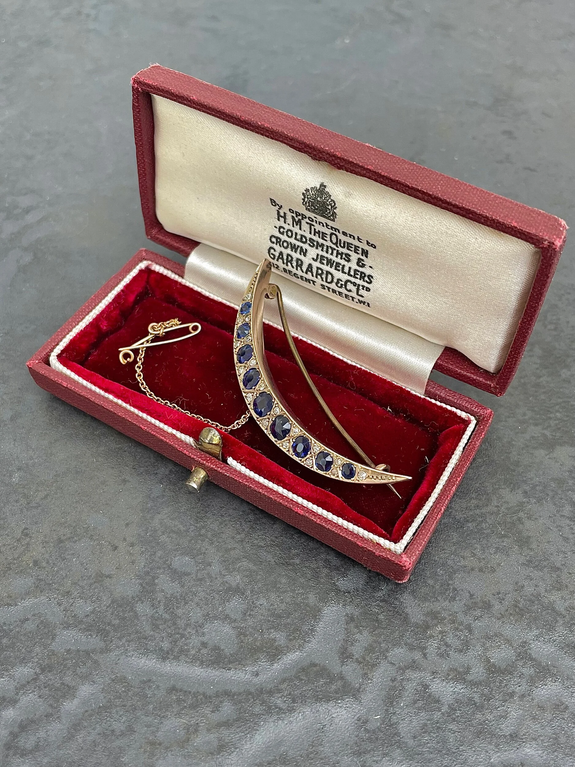 84E3DE0F-1237-4A46-904B-12D26A76A1C4