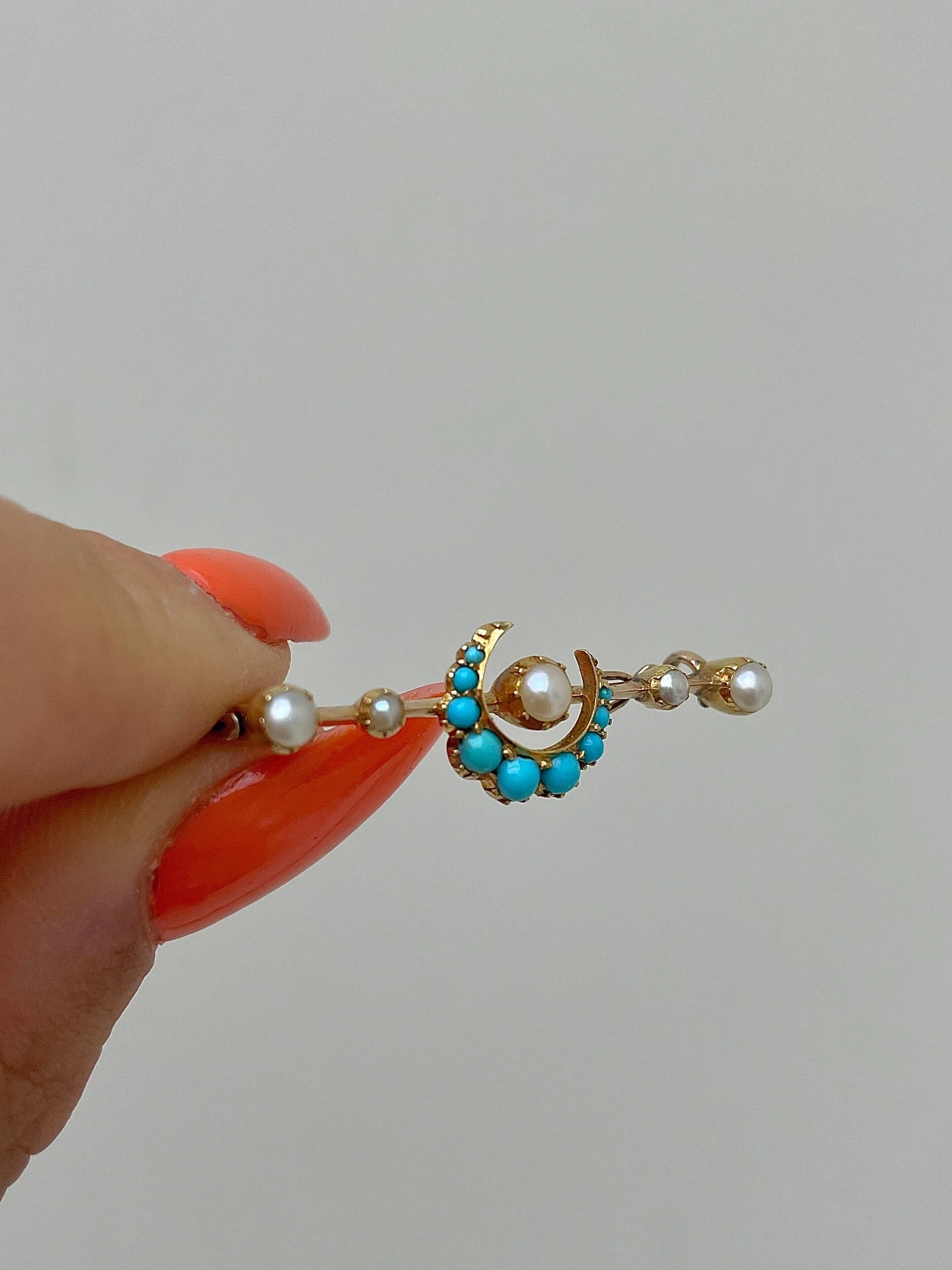 7F4EAFDA-41F0-401A-8369-4B4A377513E1