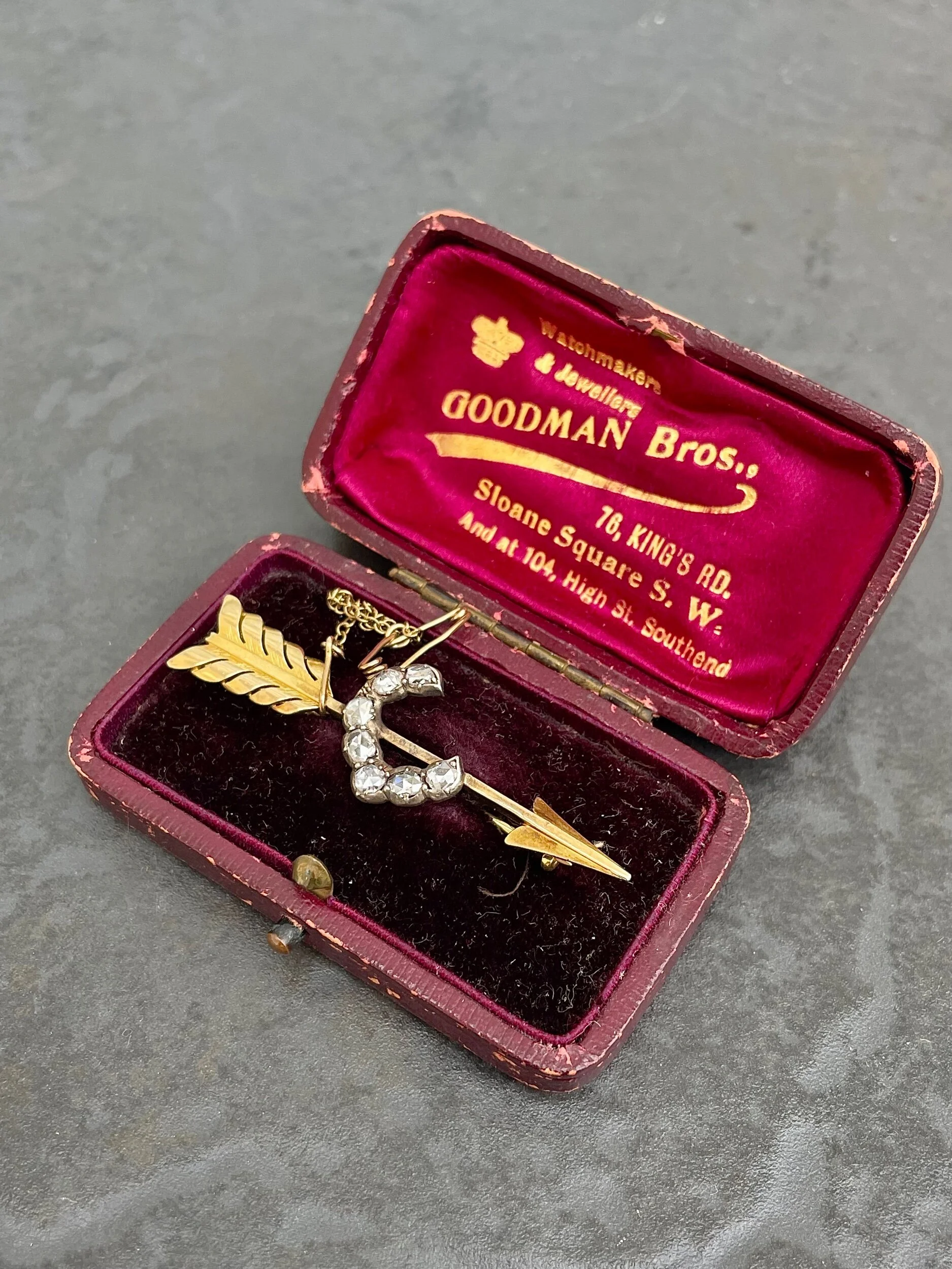 36A6C4E9-2A66-4A44-8BAE-866A8EFEAE15