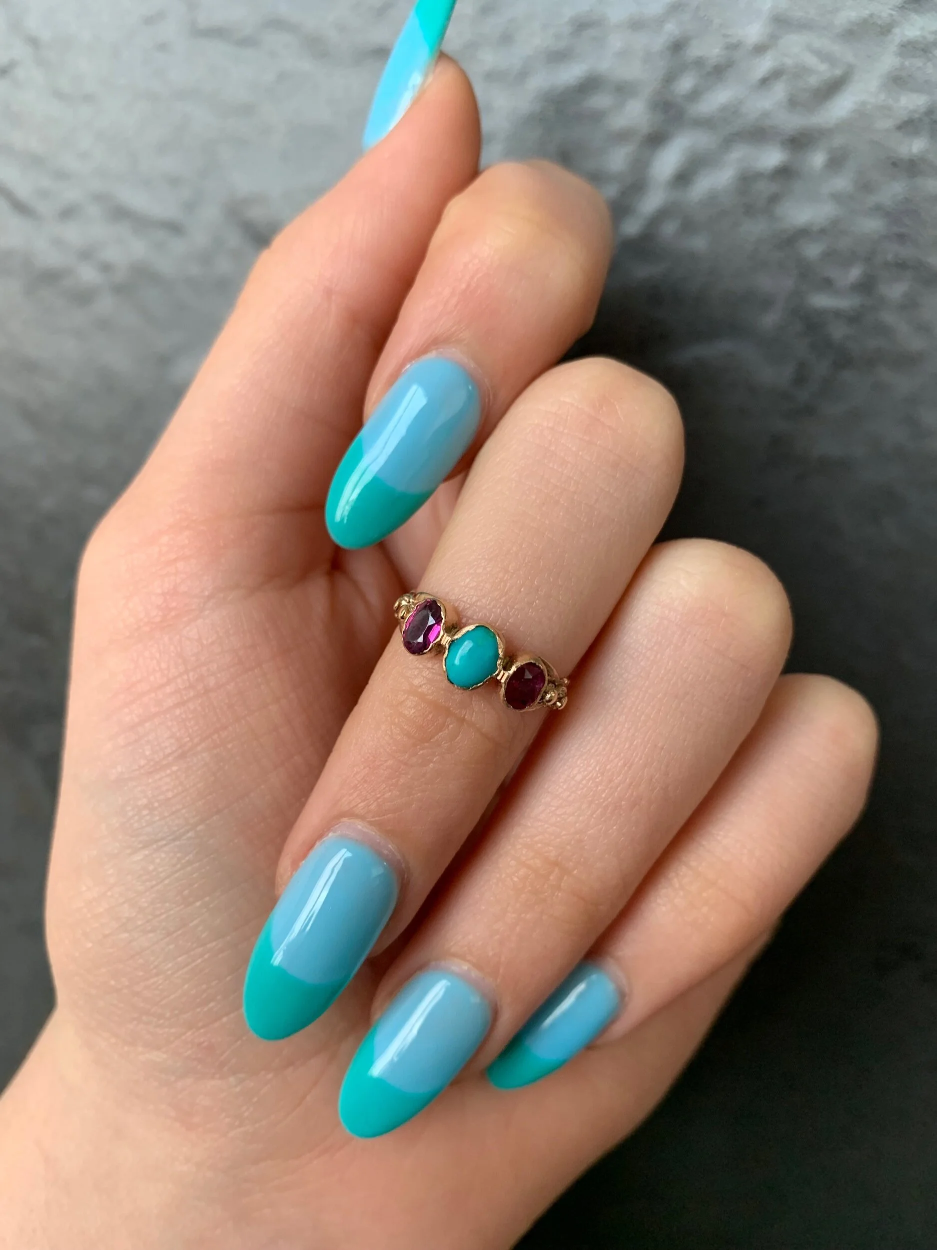 B9637634-6EFE-4D80-BECC-04DE8A11FEC7