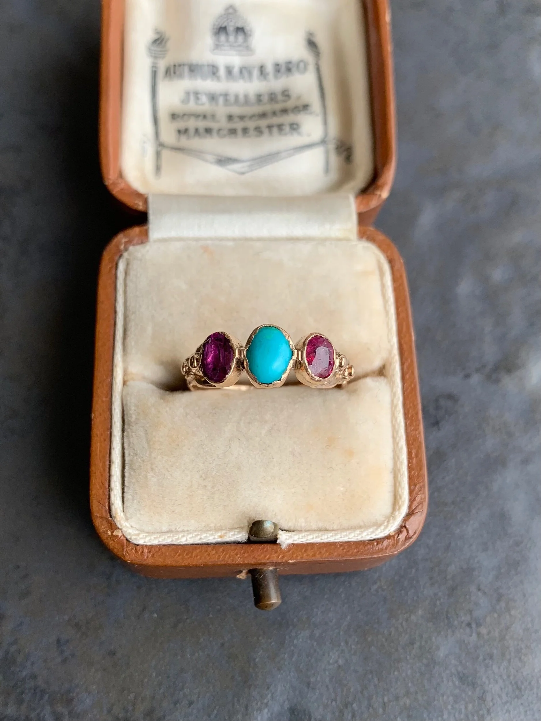 704DD7B1-0409-40A8-8985-C99167186305