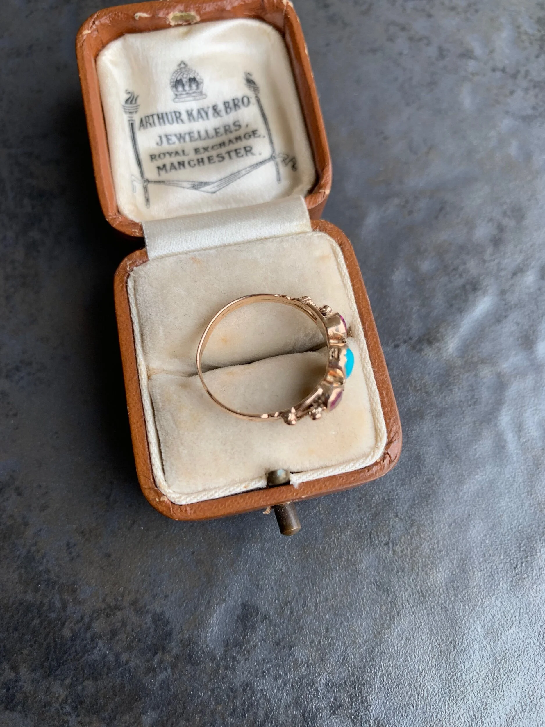 5DFF8E30-B930-4C95-972F-991FBA2A593D