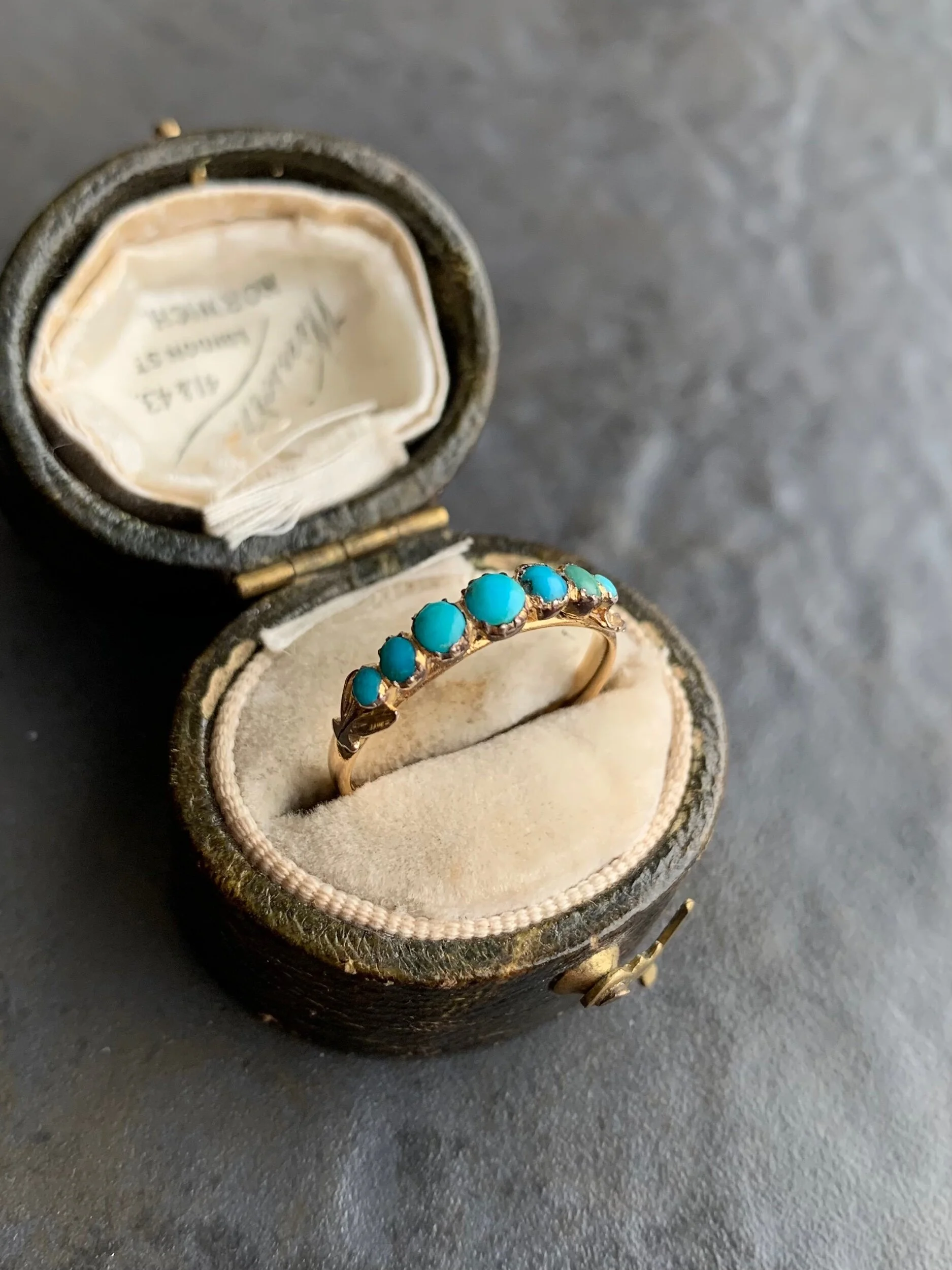 F66AA8BD-9855-4F2F-BC60-1AD1184E4B71