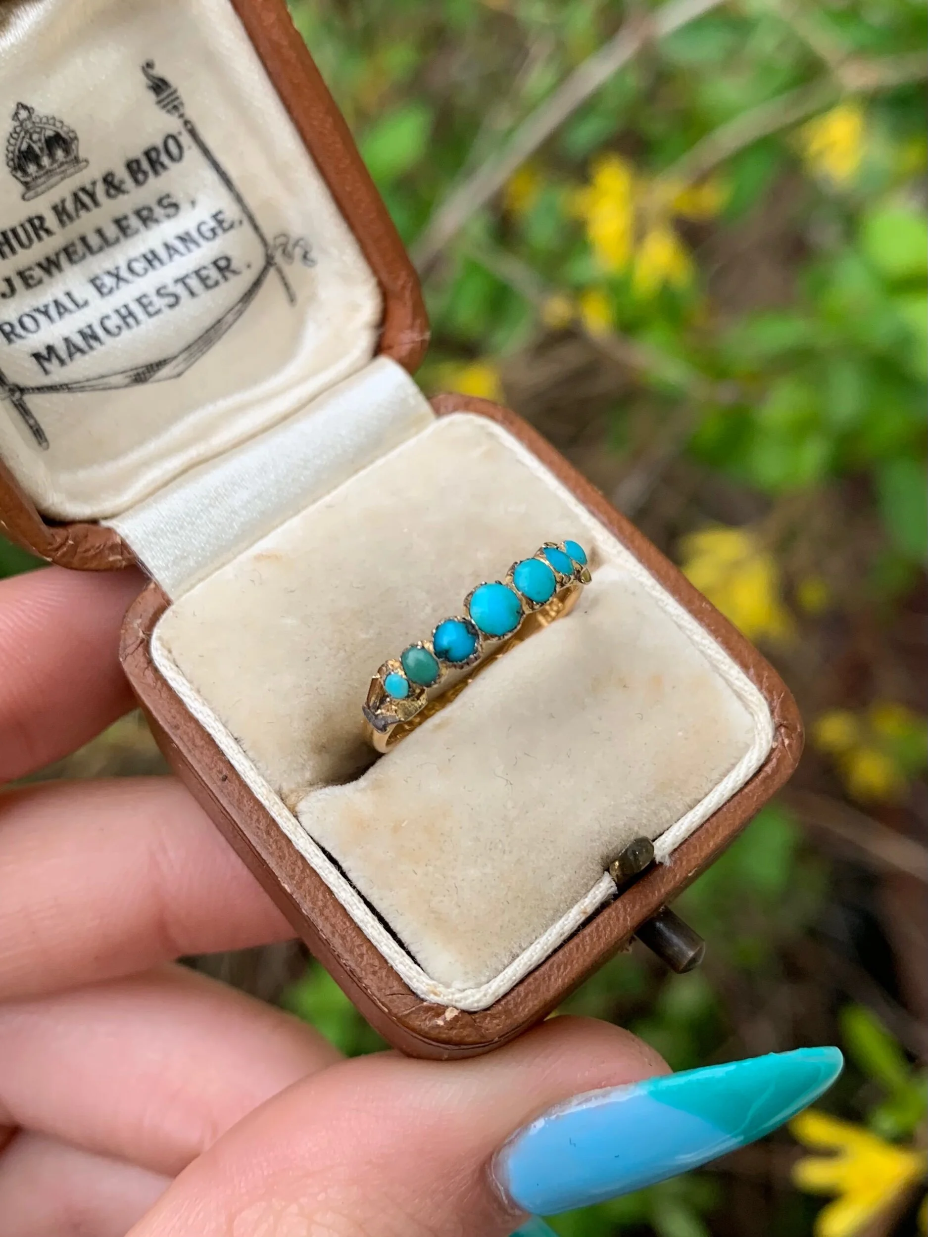 CF8828AB-FF2B-4BD2-AA2C-3E378BFCE172