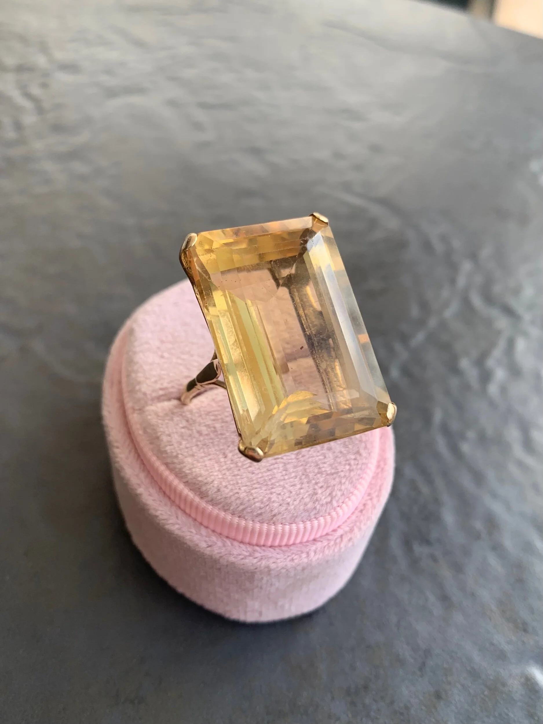 3B831973-241D-4A39-9832-EDC27A94EE9F