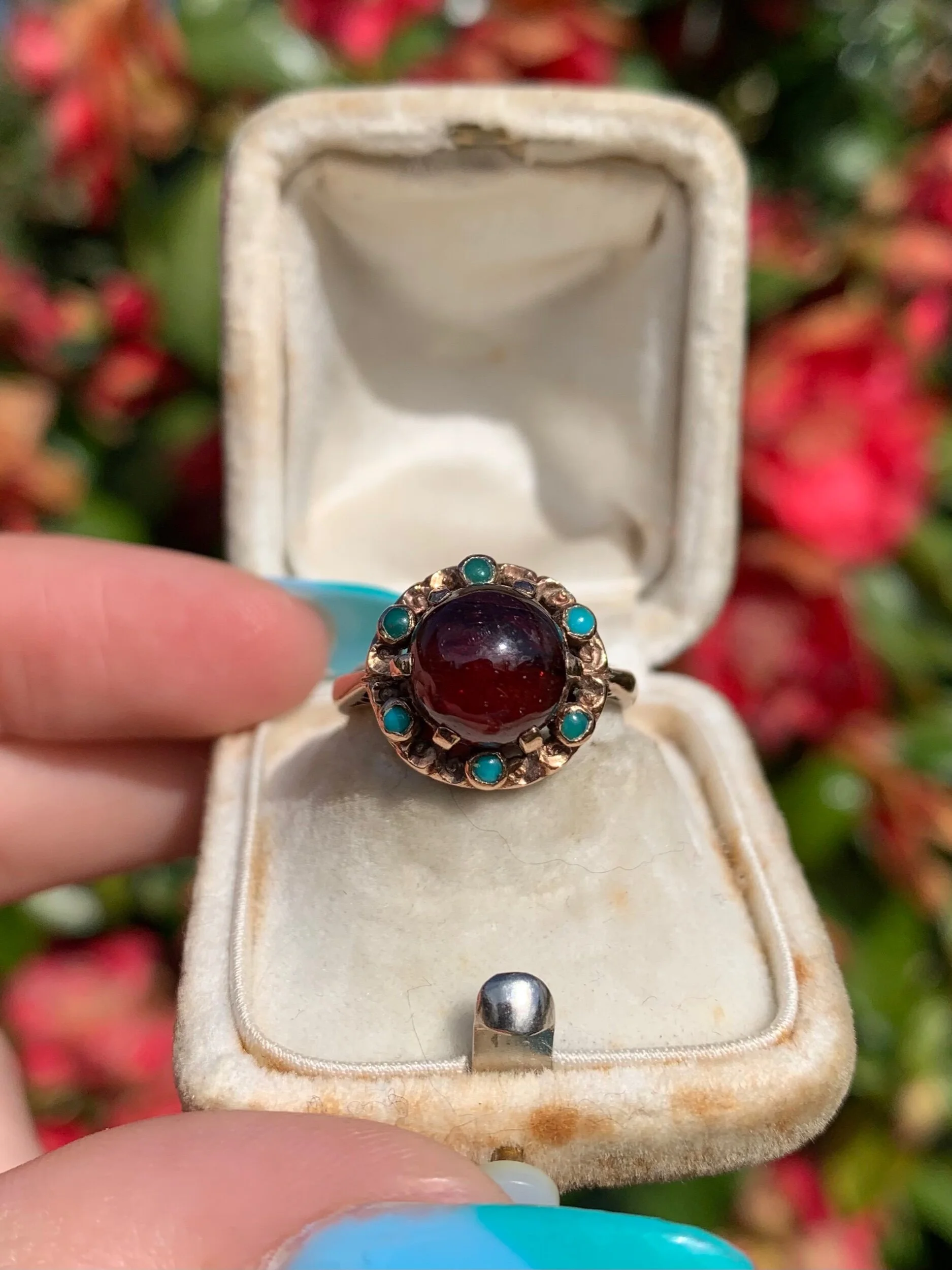 C996B2A8-2D55-417B-A422-819B7CB24D44