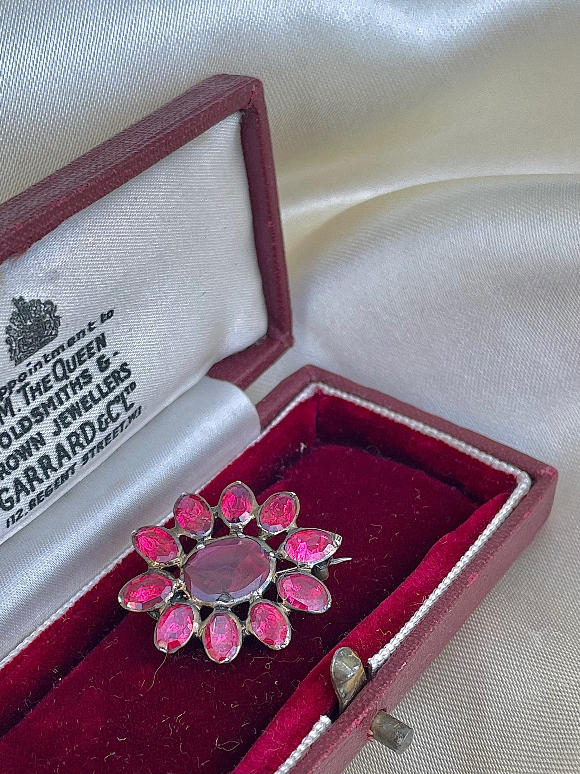 5C06E927-DA8E-4FC0-9E33-54805AA1E203