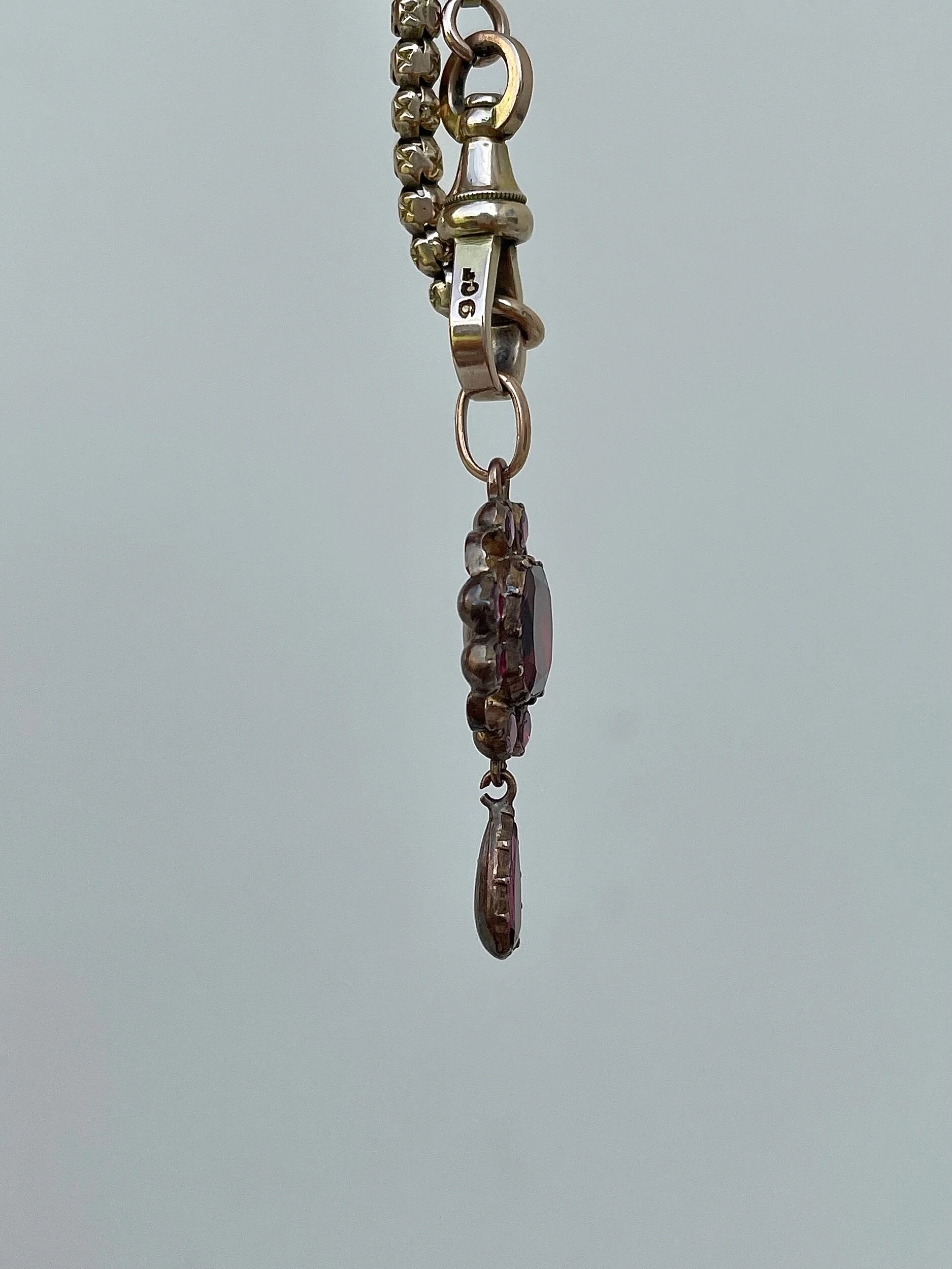 3DFF250B-7ADE-4E6E-827E-859F238C2F68