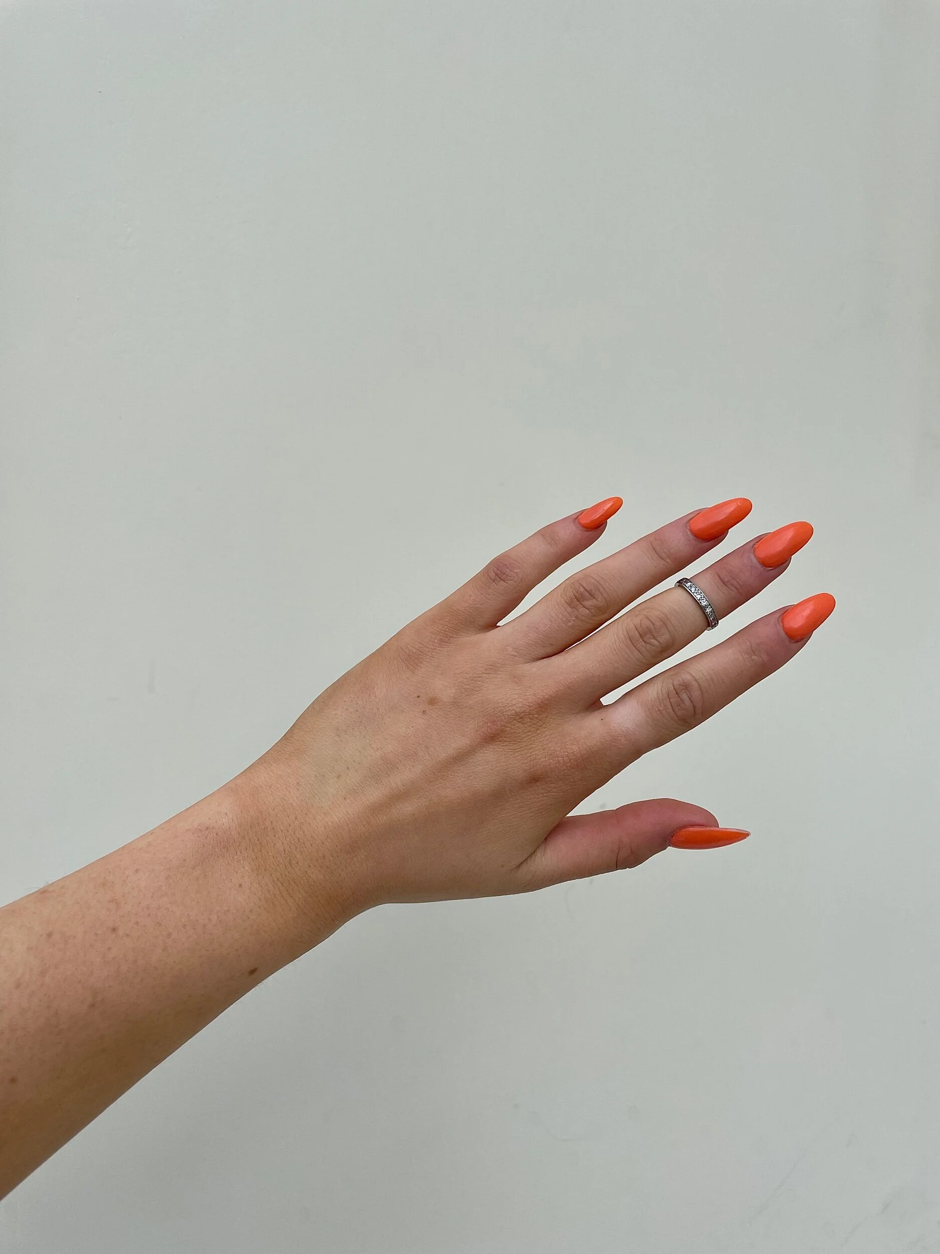 09489B40-0A2E-4748-8C86-4C3484386810