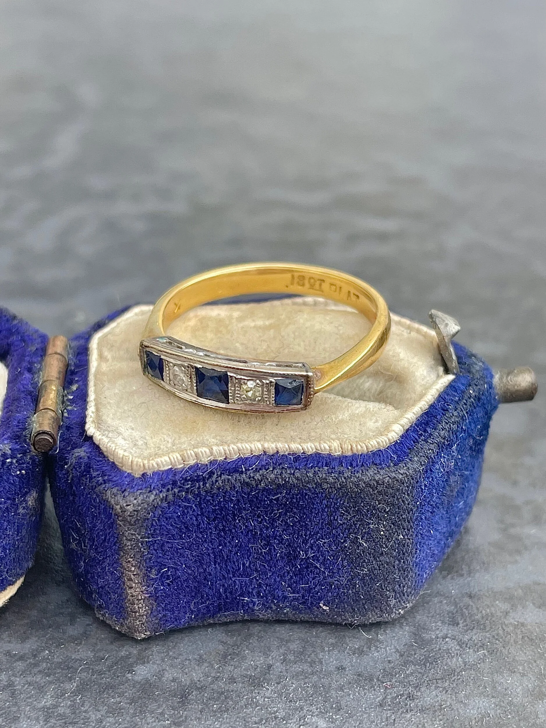 42CD6D33-30C2-407F-A20F-42FA4C130E3F