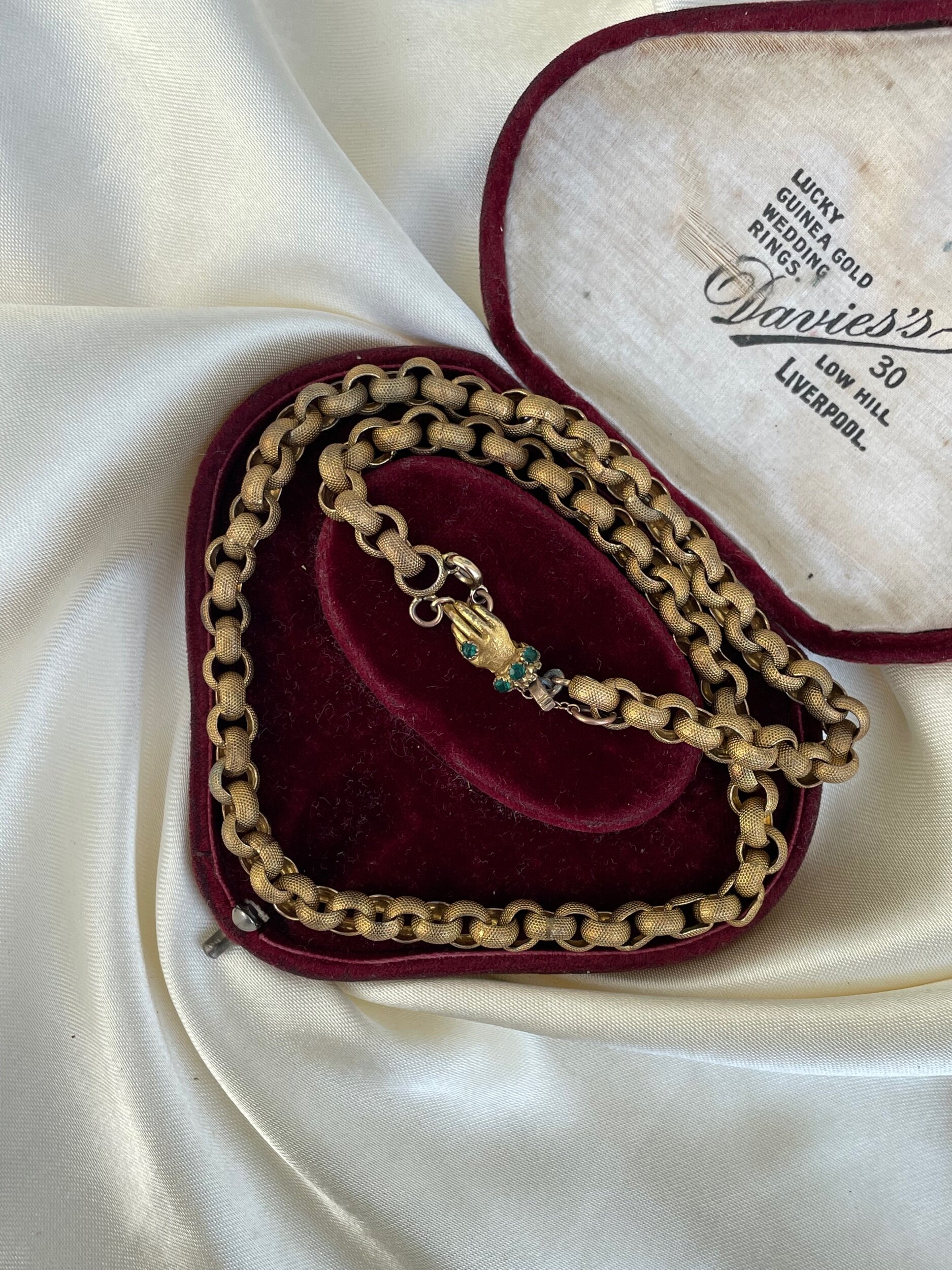 56D2B6F1-5618-47AE-AE96-9372328FF635