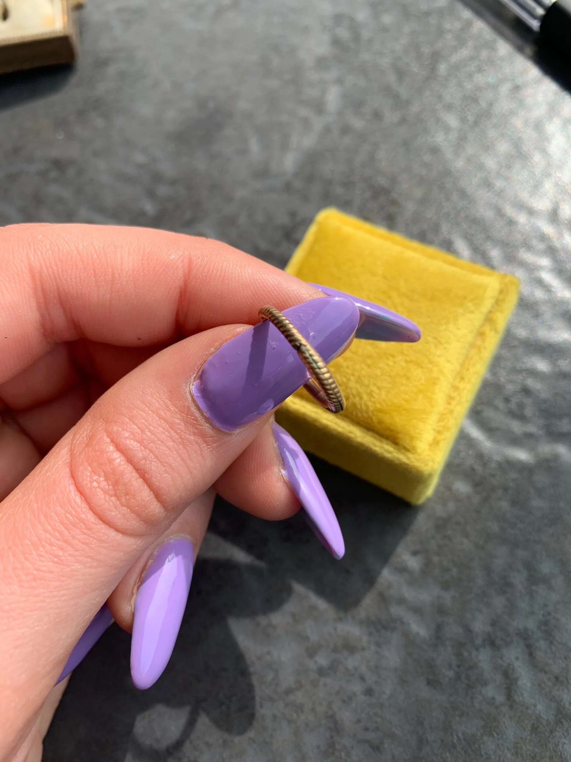 E7A61B94-45AA-474D-BB5D-2A12721A0691