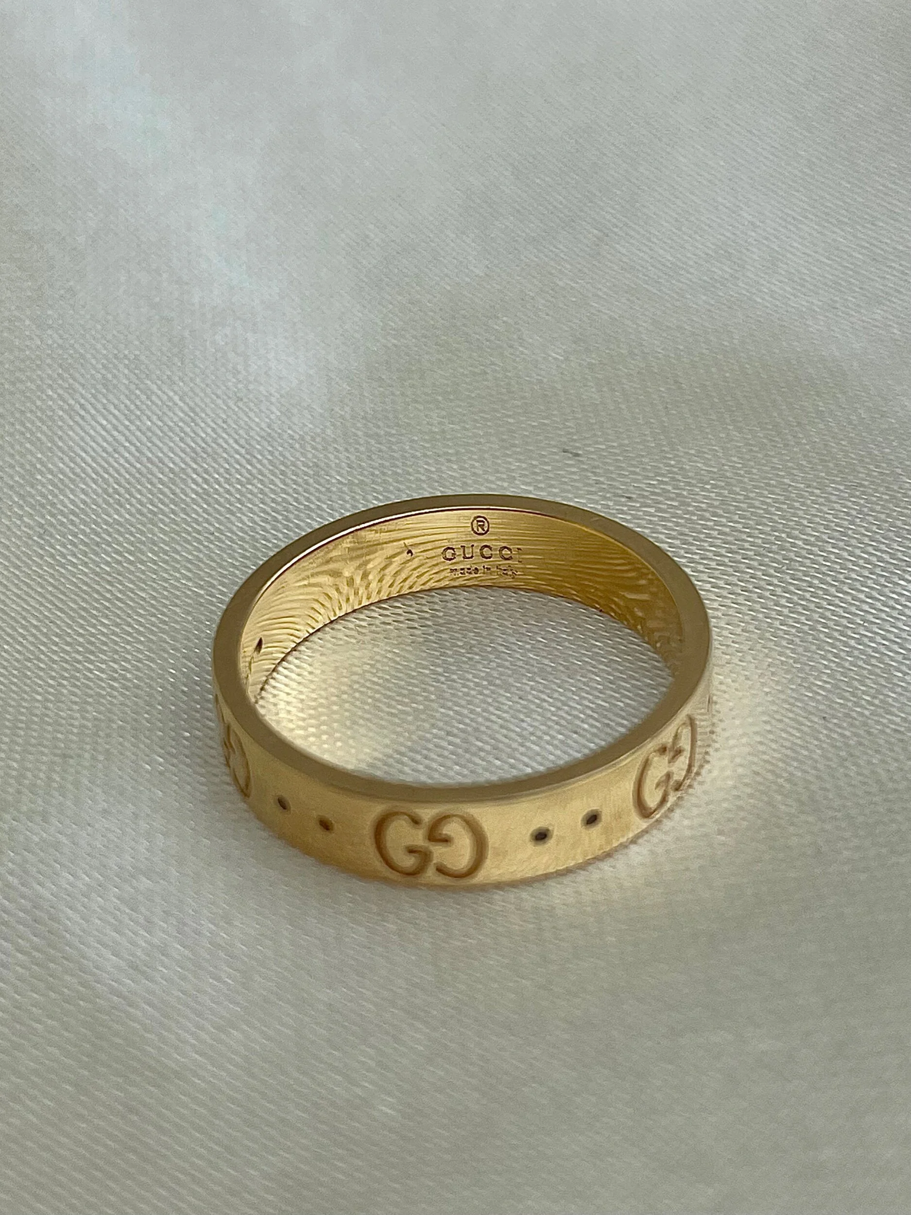 35920158-A464-45F4-8935-9F87E401EDCC