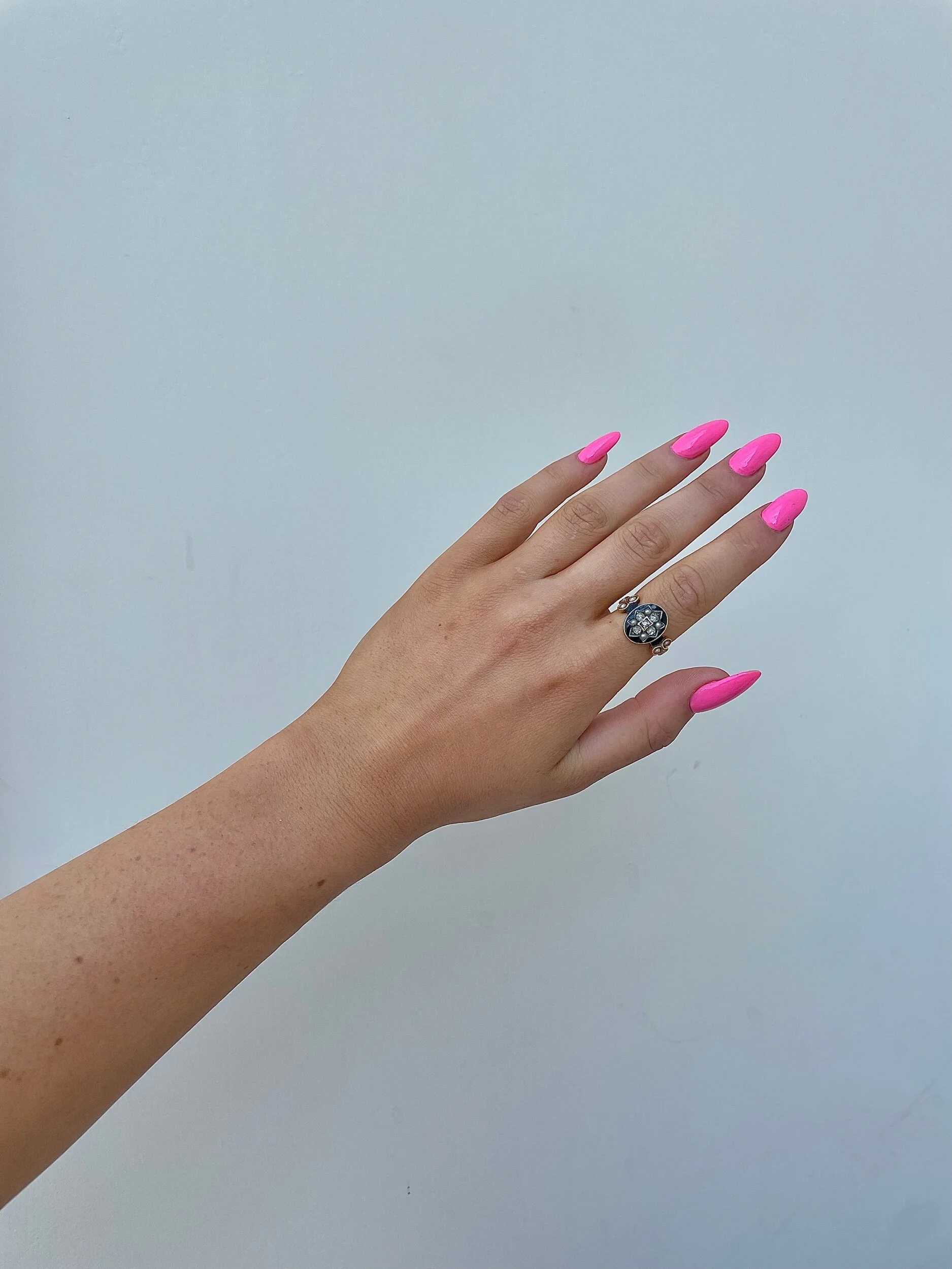 B3EC9893-D6CE-463B-8CEE-116B0B7856B0