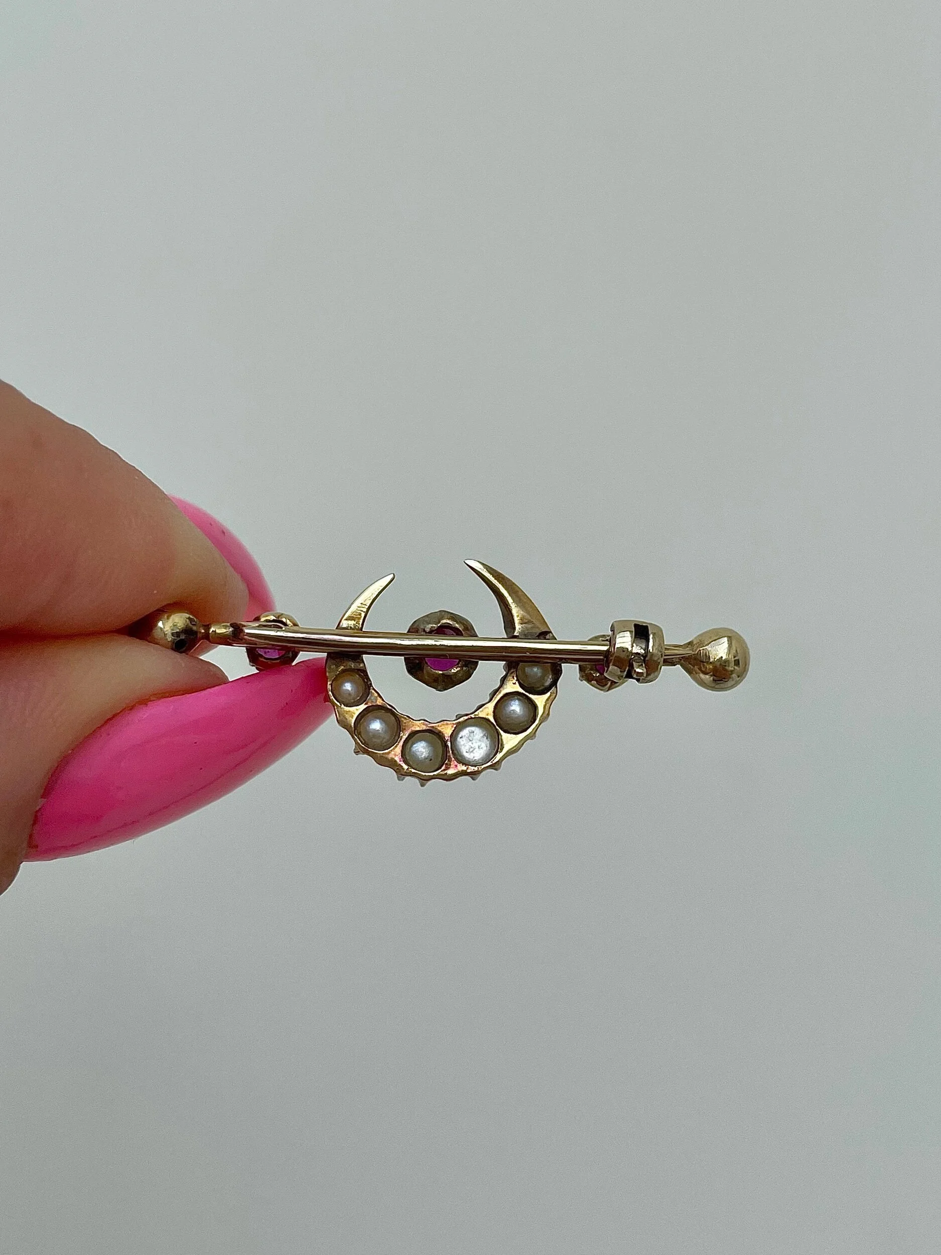 006A0338-5D4D-4743-A85B-A1A9B28F4E22