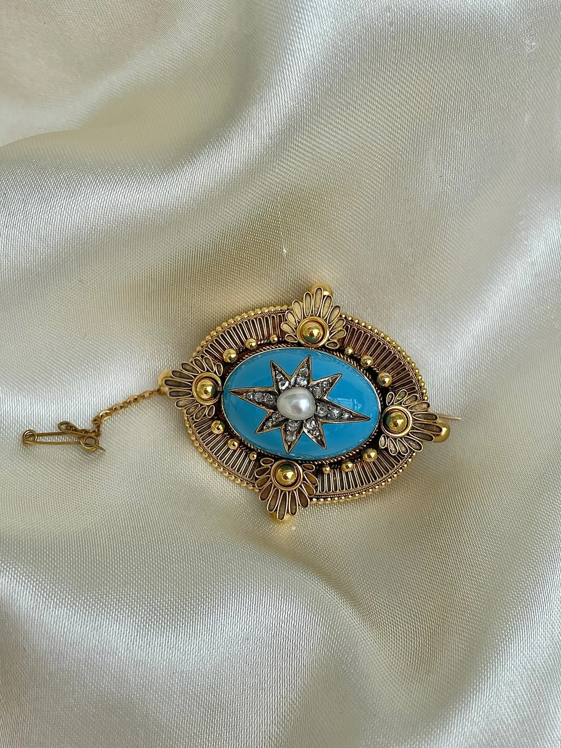 5CA02CD5-3407-4886-9590-4D364A11EC47