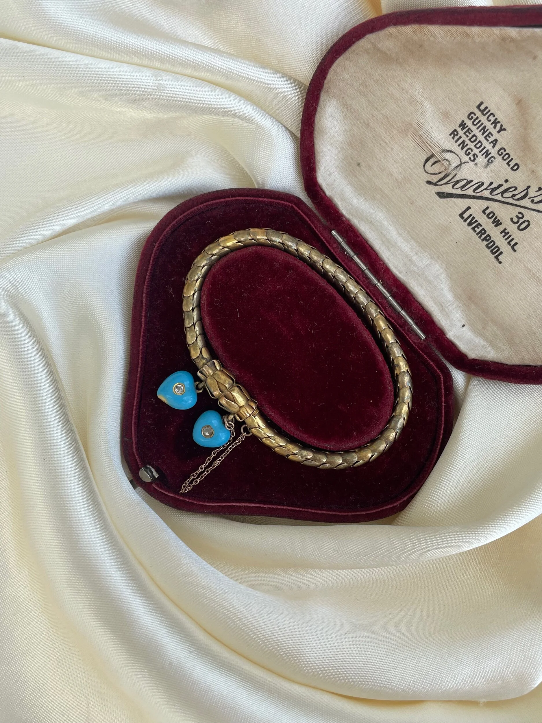 277D8BF9-3BF0-4665-A0F7-937924AB22D2