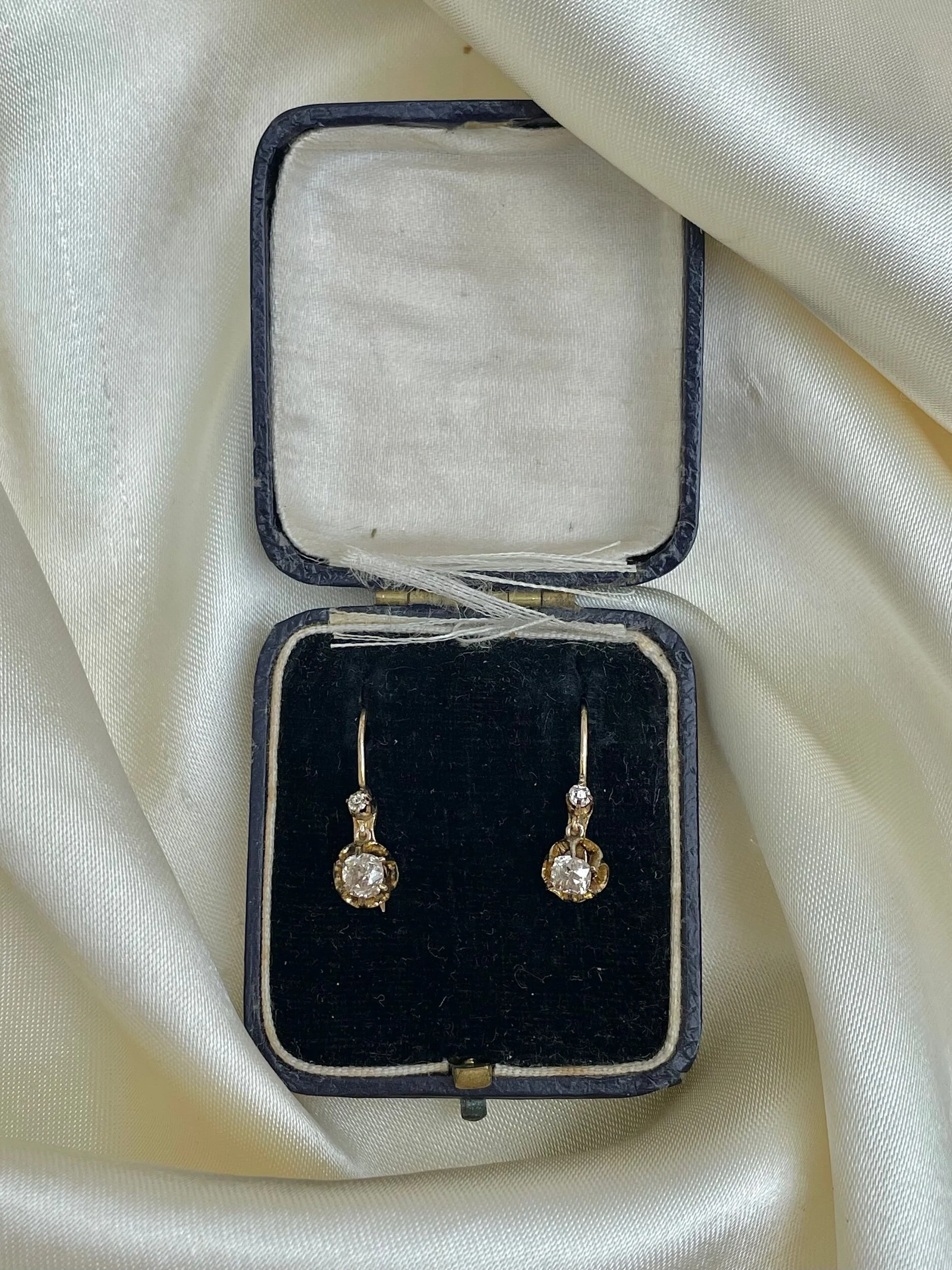 62E3D48D-F20F-48E9-86D7-86B4E4ED897C