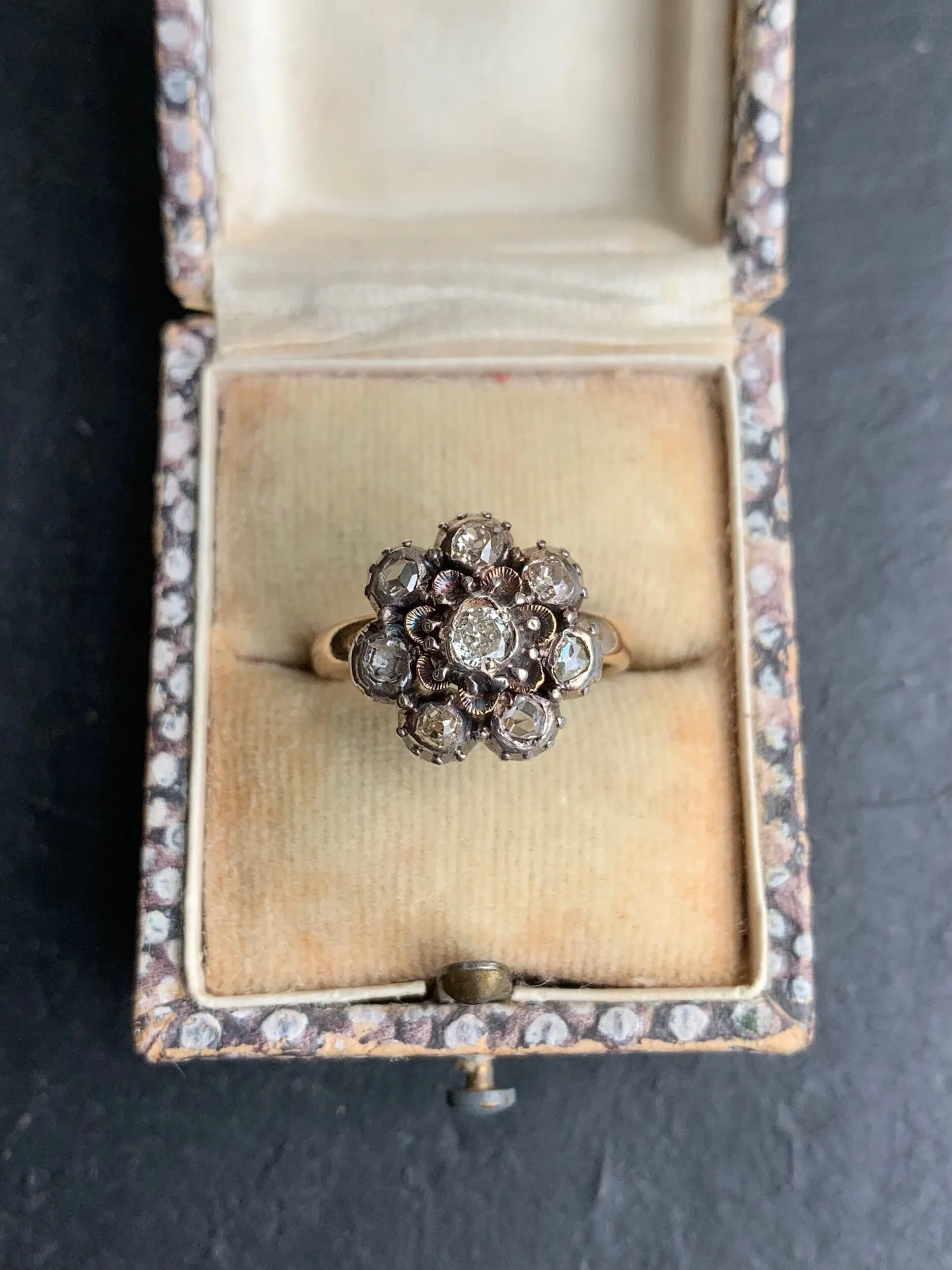 C5CDC078-0C10-4823-8AD0-D6C7294D9352