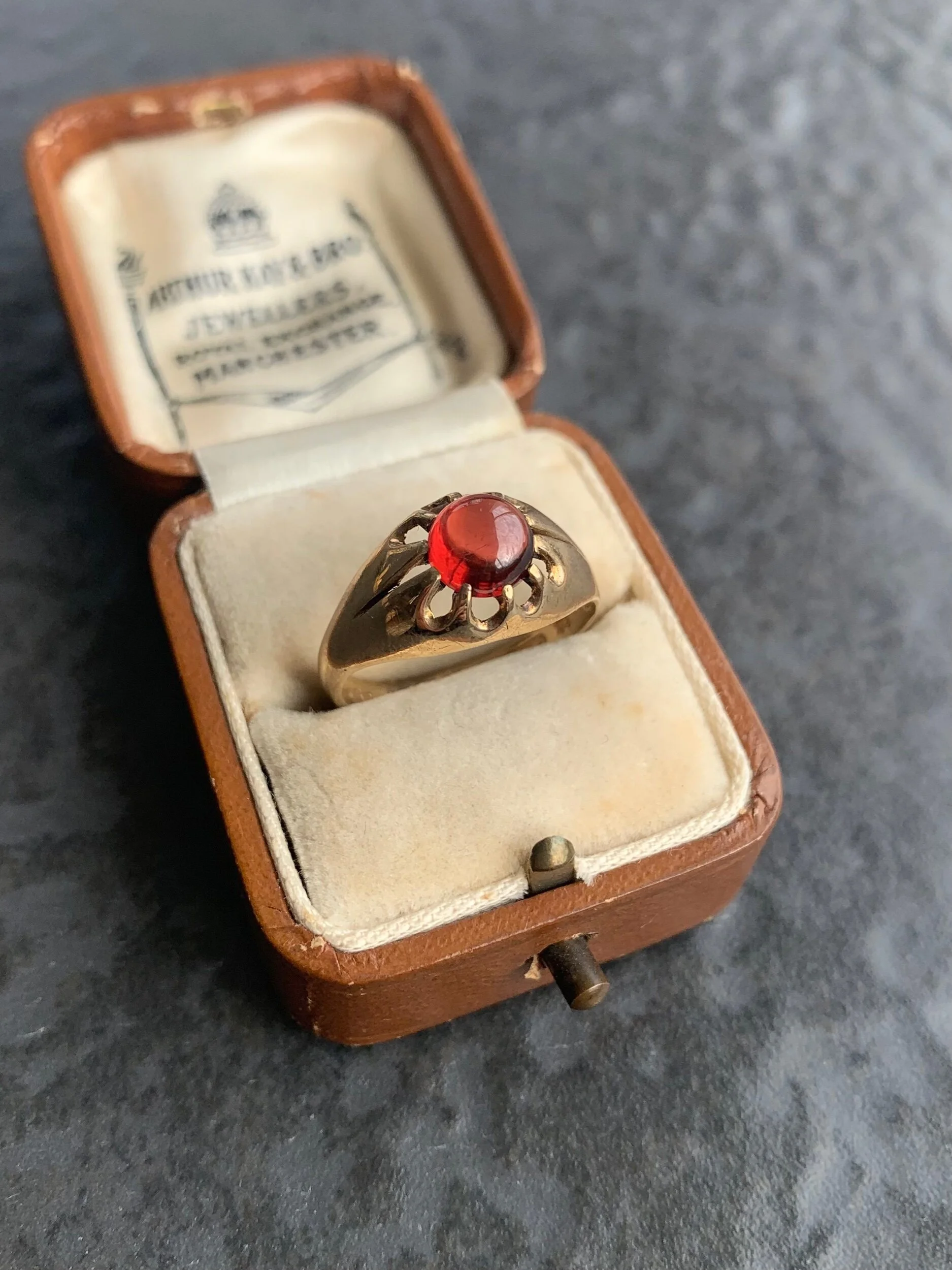 CFA76453-61AB-41D9-AD51-DD3D03277517