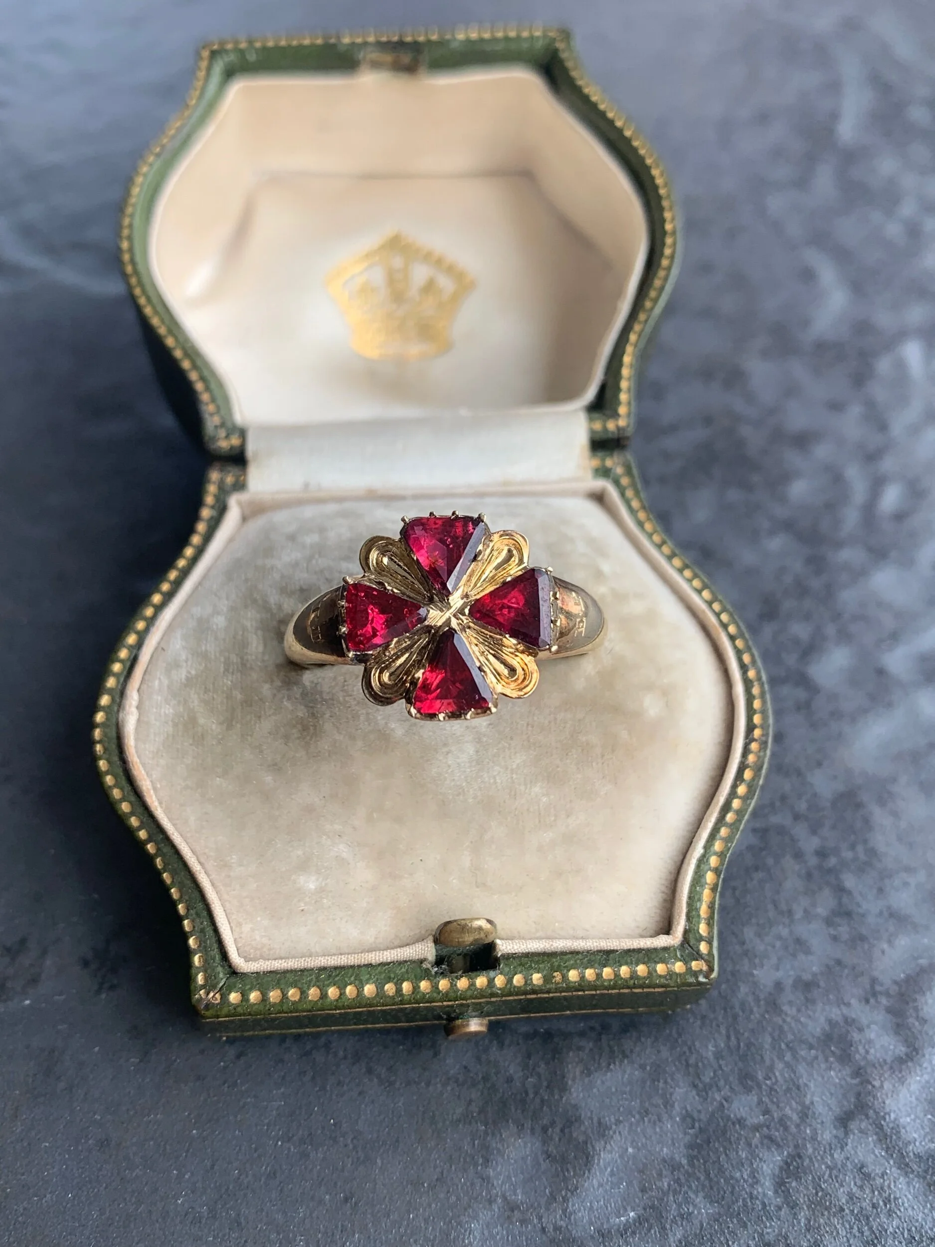 ED778CD6-2618-4204-A236-B5235A366342