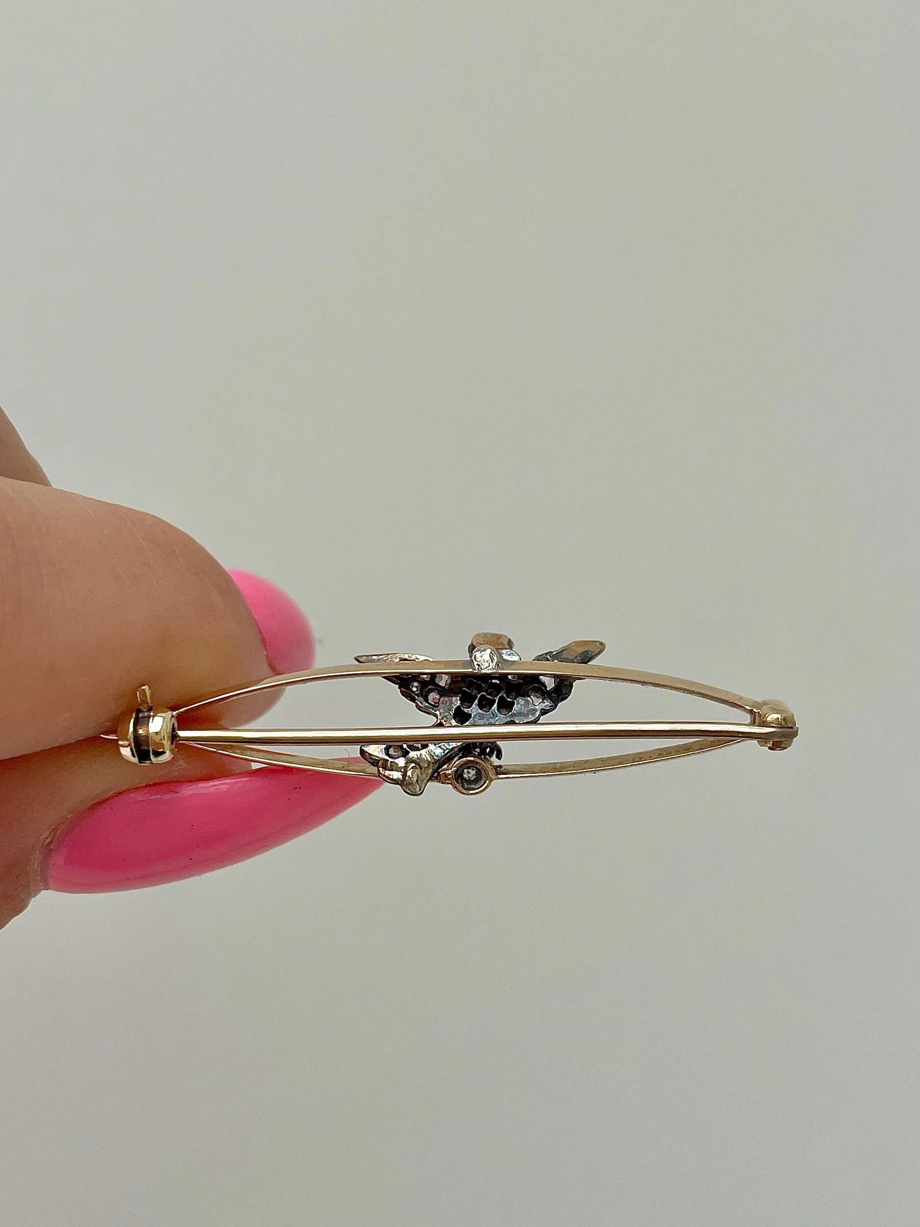 D3E2FFA9-A2FC-43FC-B755-6C0772C092F2