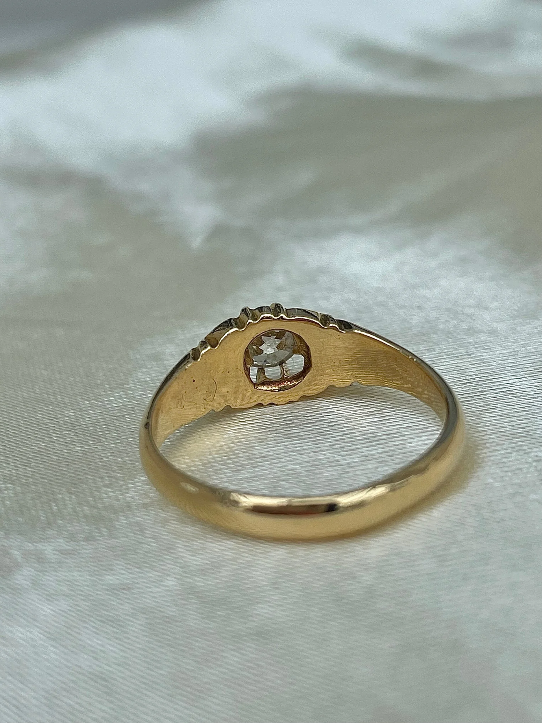 C214E259-9BDB-483A-BA26-60FF1D5B4D76