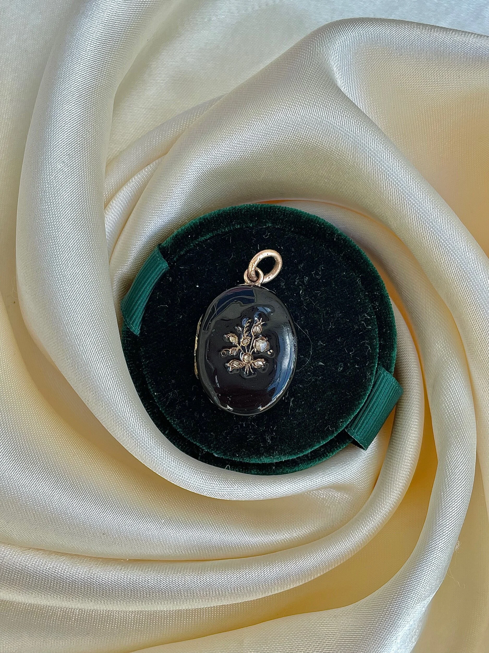 5C2B4041-F4E0-4AFC-B522-368497FF302E