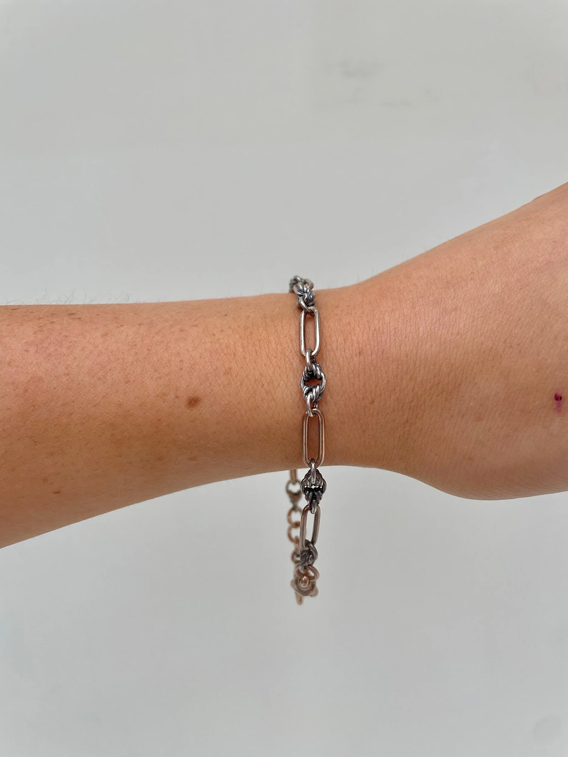 03D00386-0B14-4A53-A3E0-8A524AC070E2