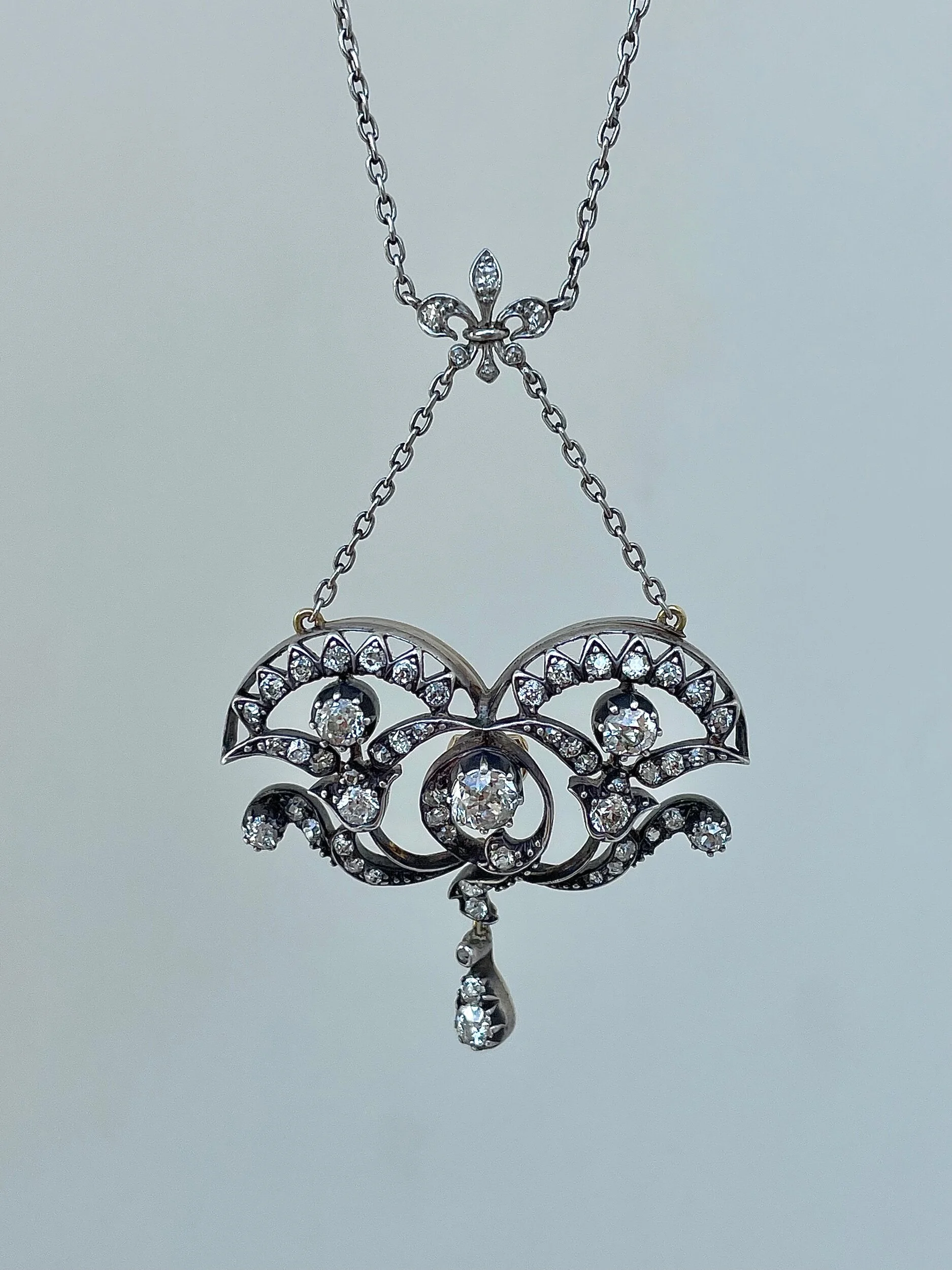 3DF586D3-763F-40ED-8078-CE1CD52DD989