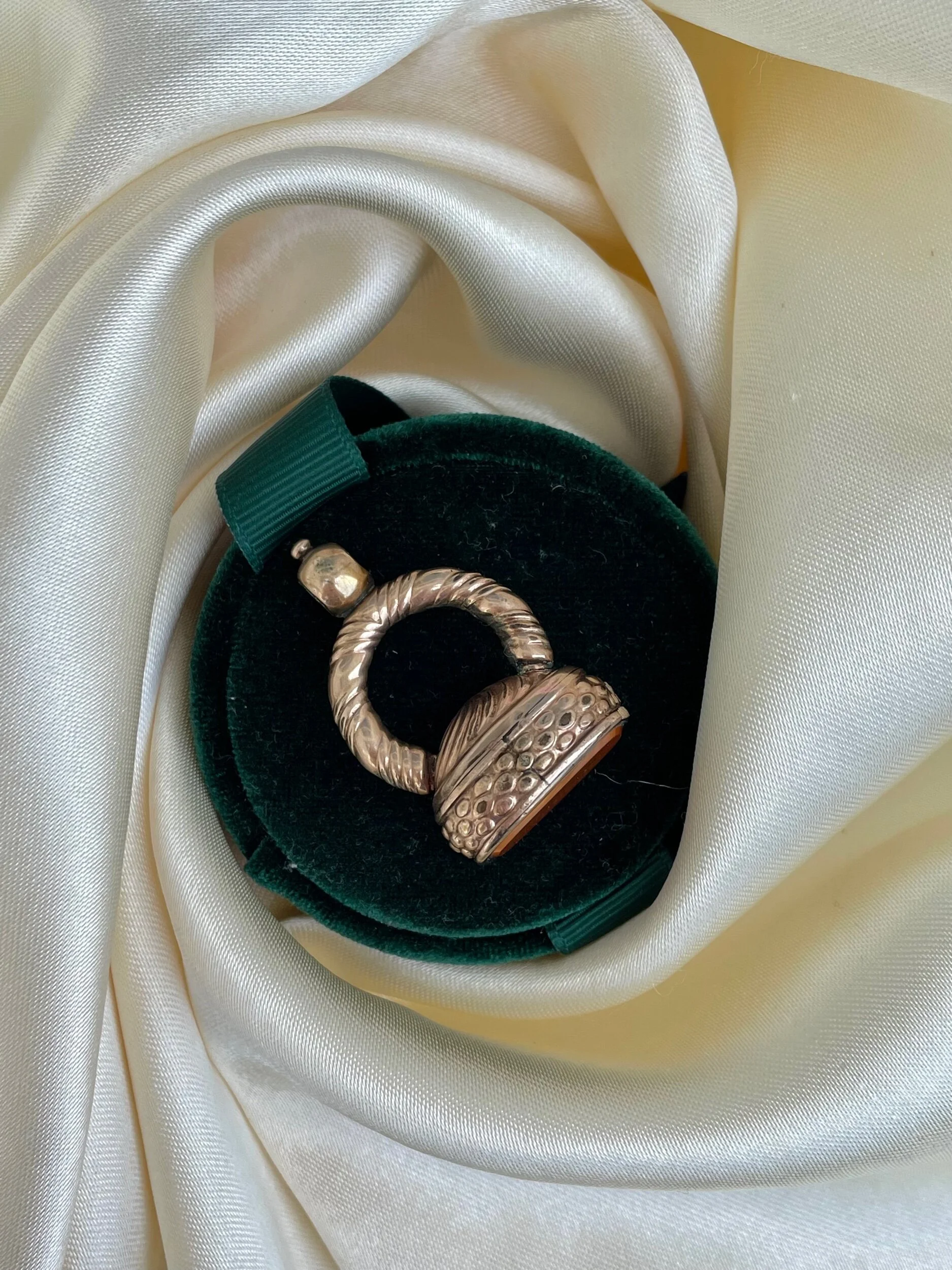 003A4B51-5EC6-43AB-9AB0-4263893EEA19