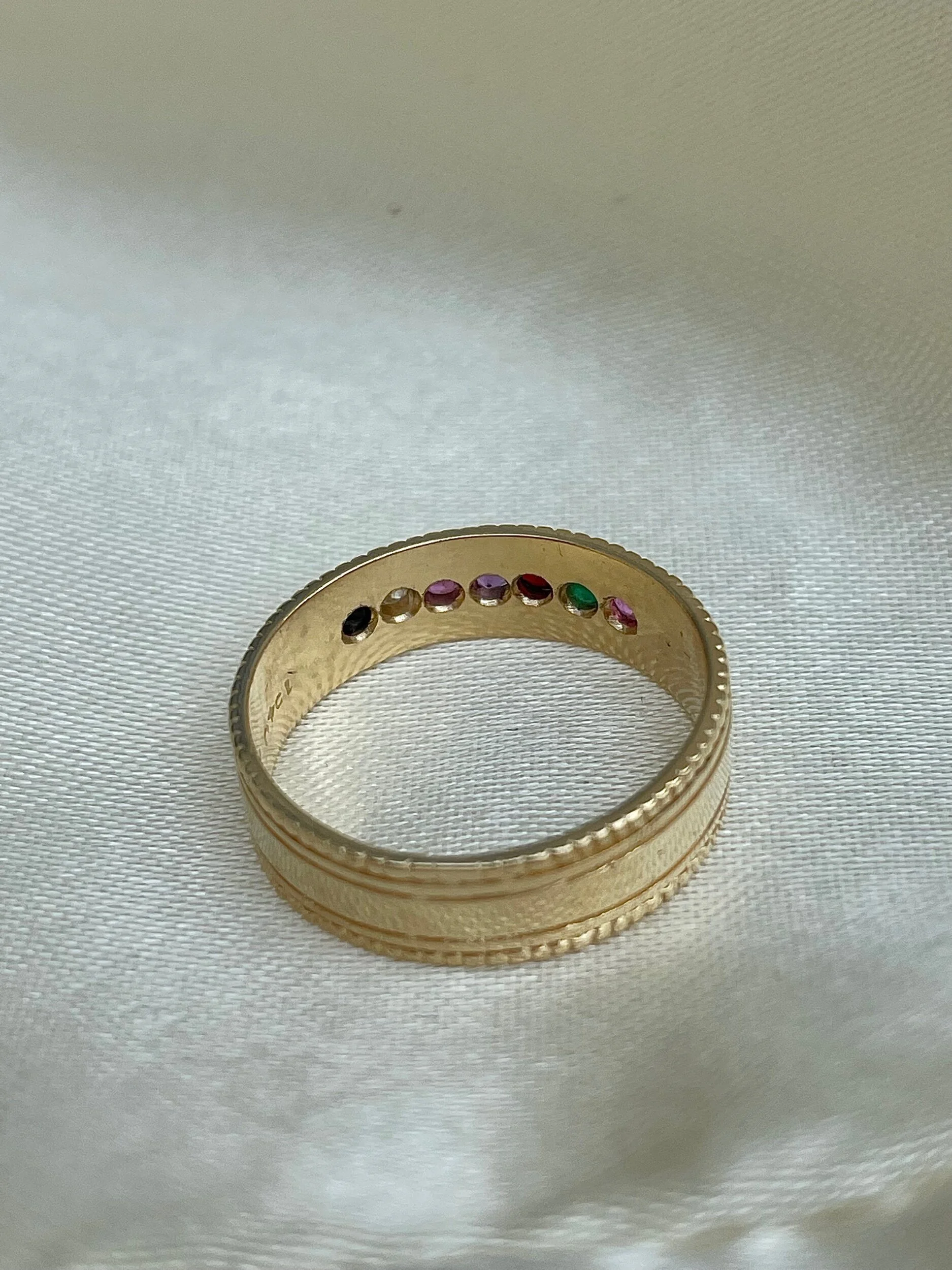 0F858AC5-7BE5-4E8E-94AB-1D3ED008BE3B