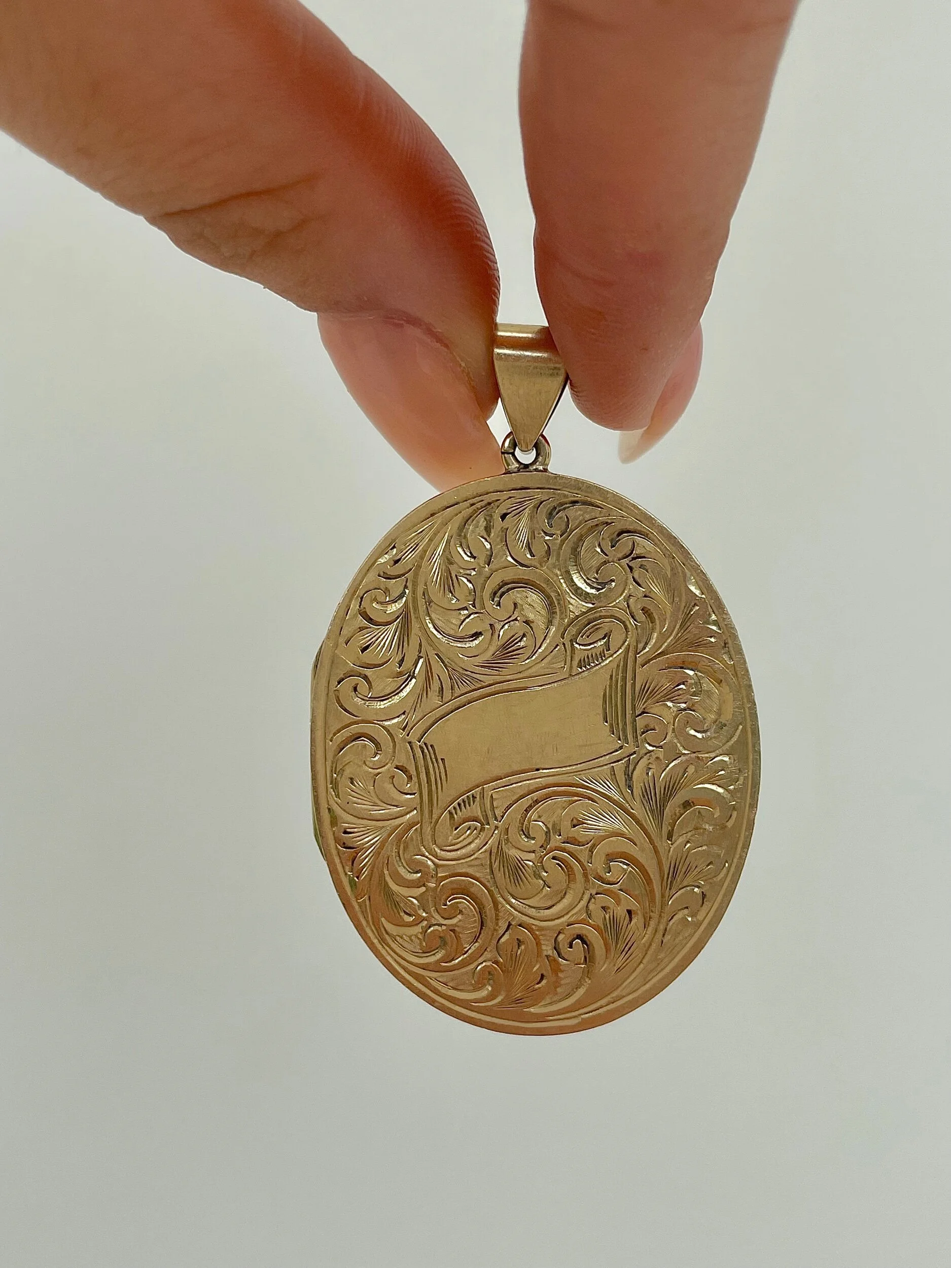 DA4034D2-1E8D-4490-9E99-597EFD21FDDB