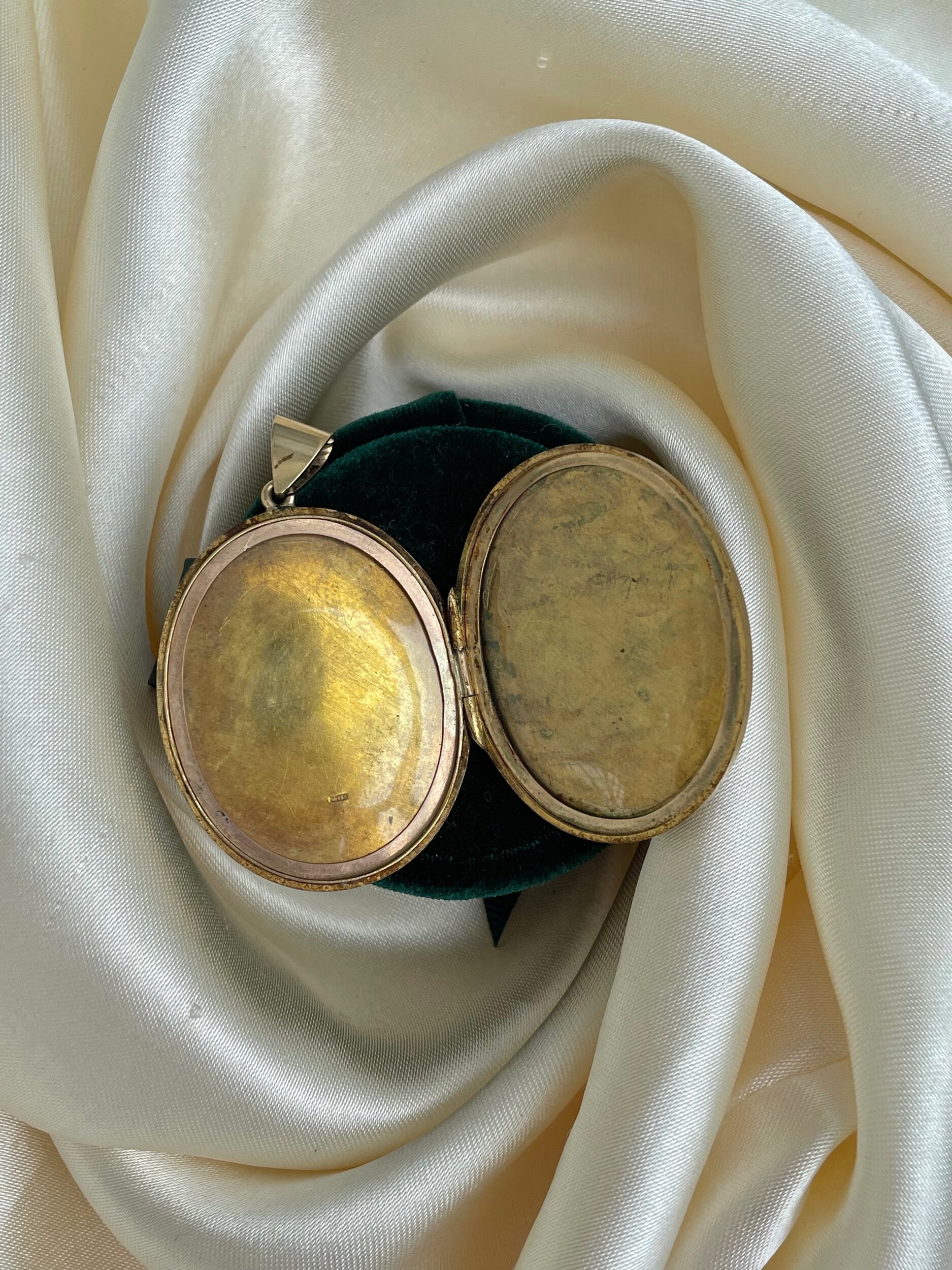 BE6DF2E6-43A7-4FBE-B0BD-14CAB98D0CC4