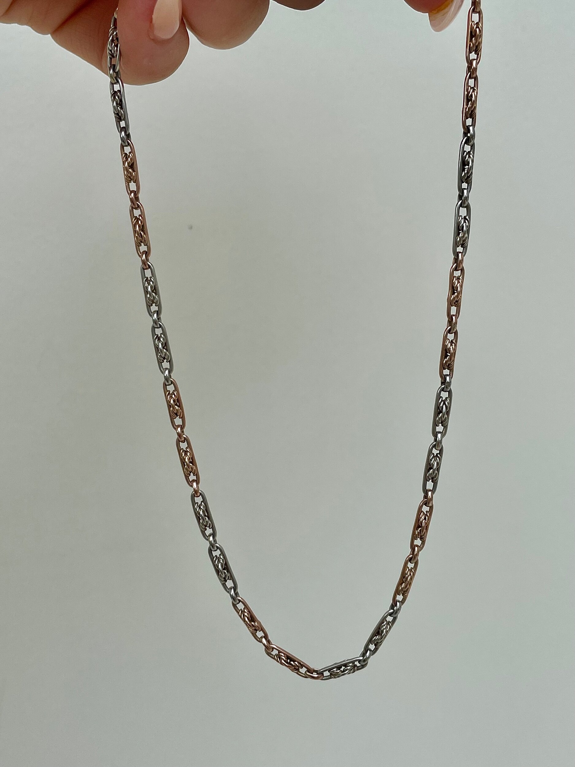 F1023C76-9C5D-4C35-BA5E-A3F5B7E20FC8