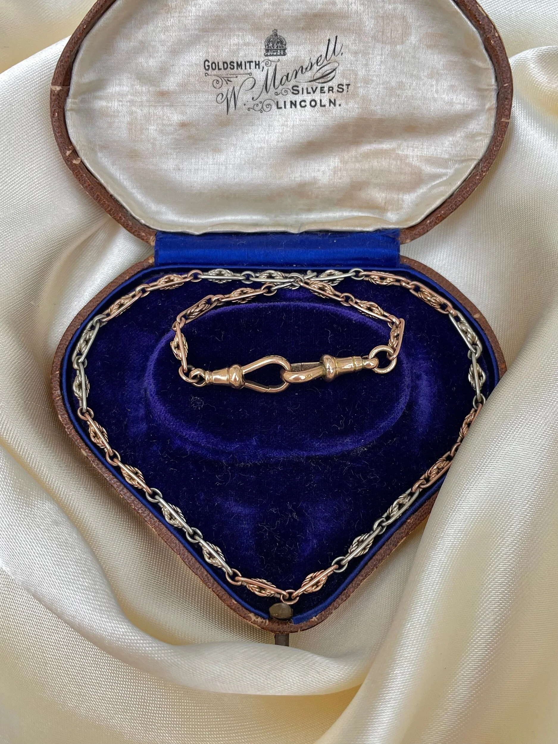 32C4A070-2A76-450A-B56C-ACE0CA890E0B