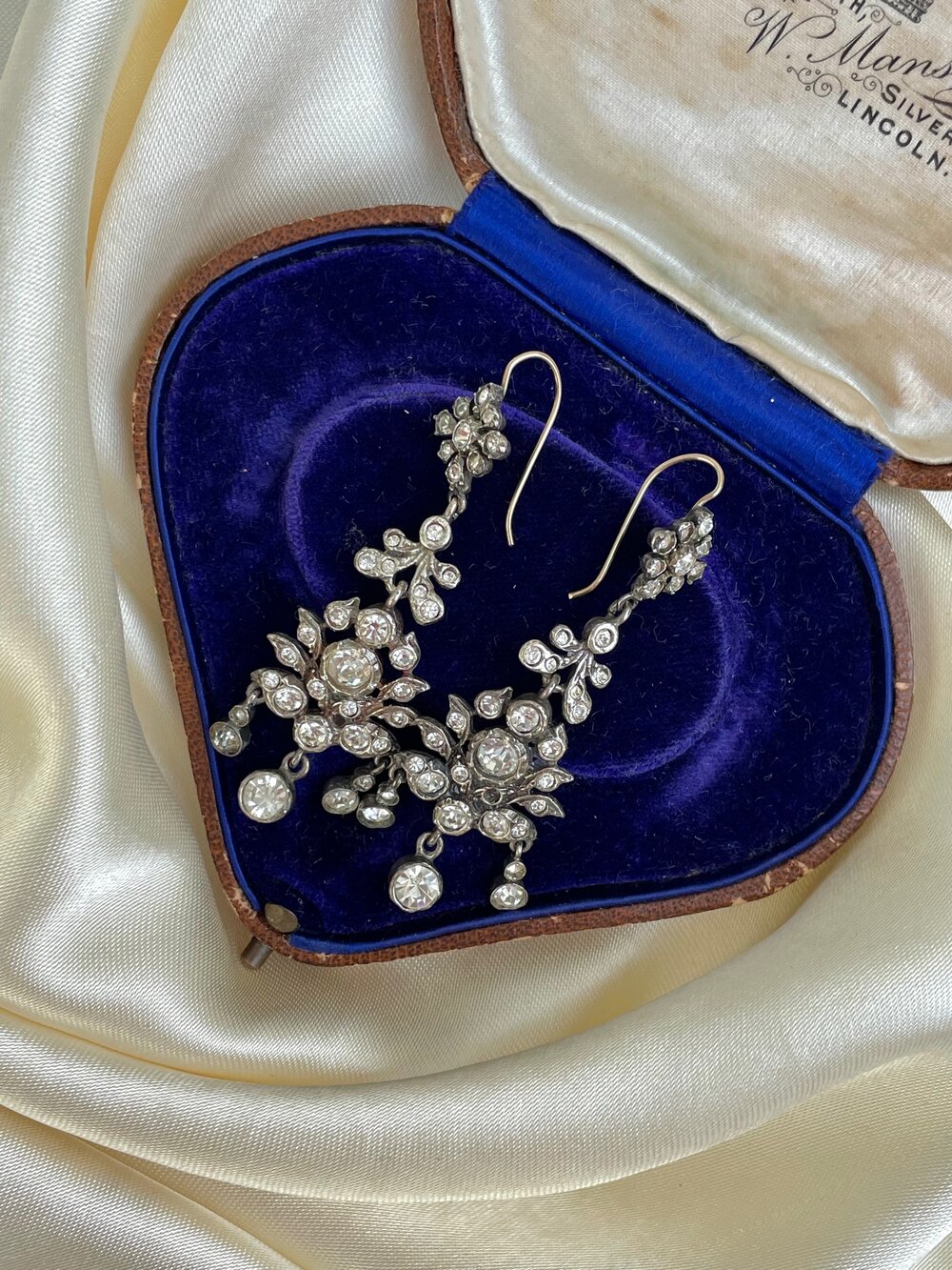 Antique paste and silver screw back earrings — Gembank1973