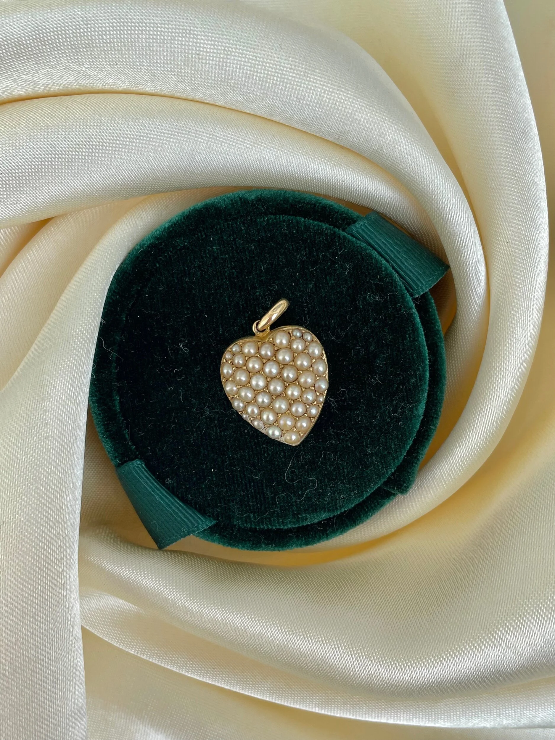 0DFA789E-557B-431B-B58B-ED98A3924803