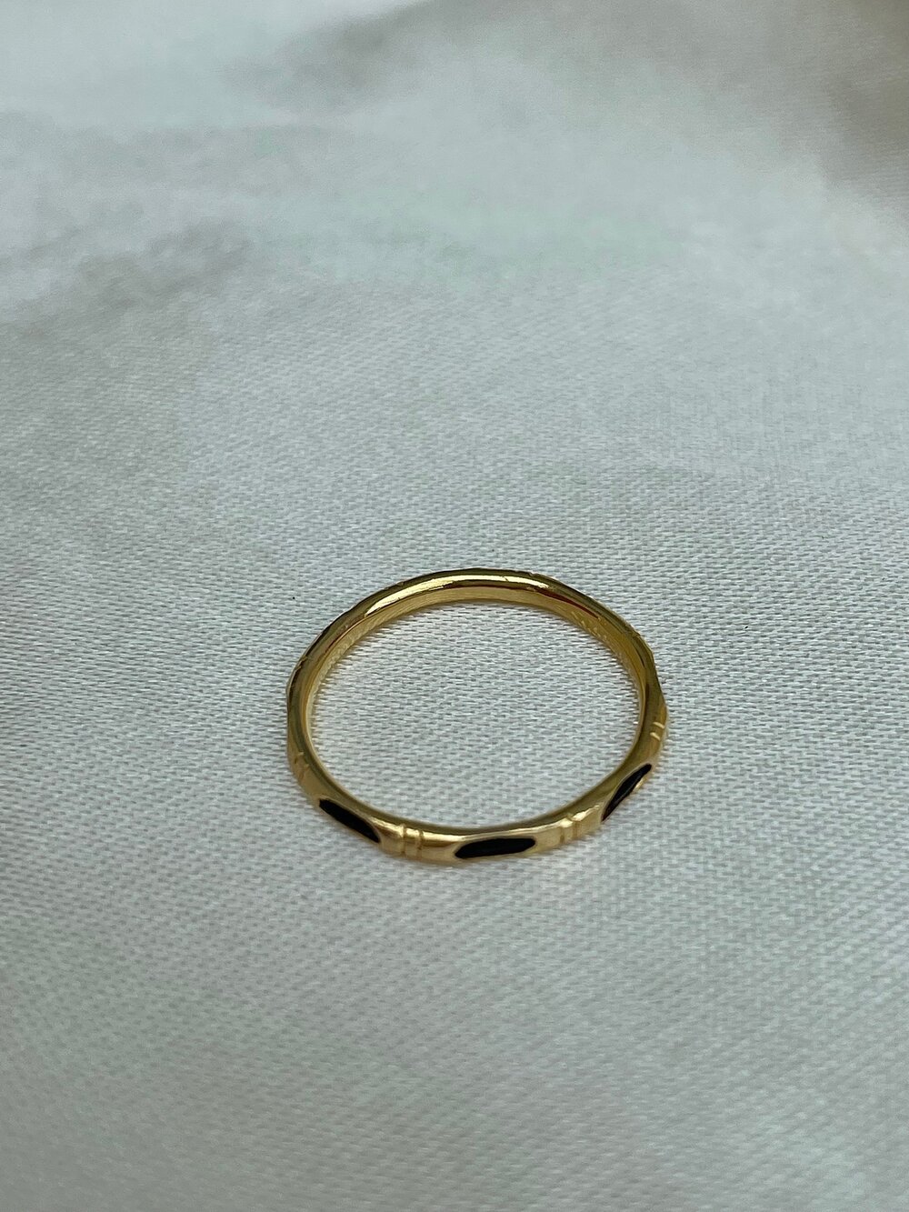 Sweet 14ct Gold Elephant Hair Ring  — Gembank1973