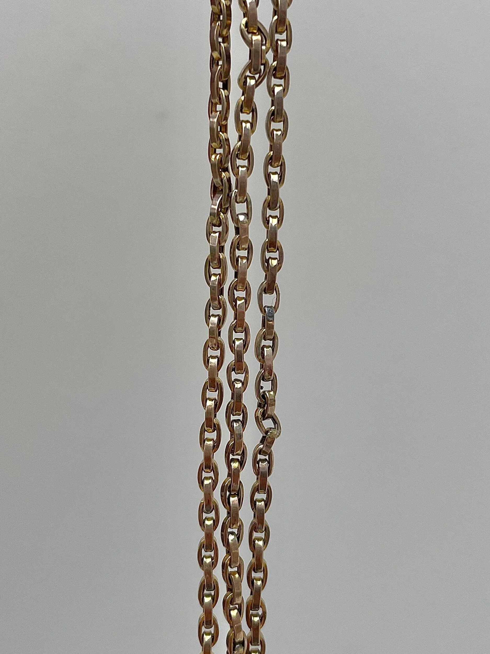 47B1D6DC-2B12-4B97-BD69-3E6D45B82ADE