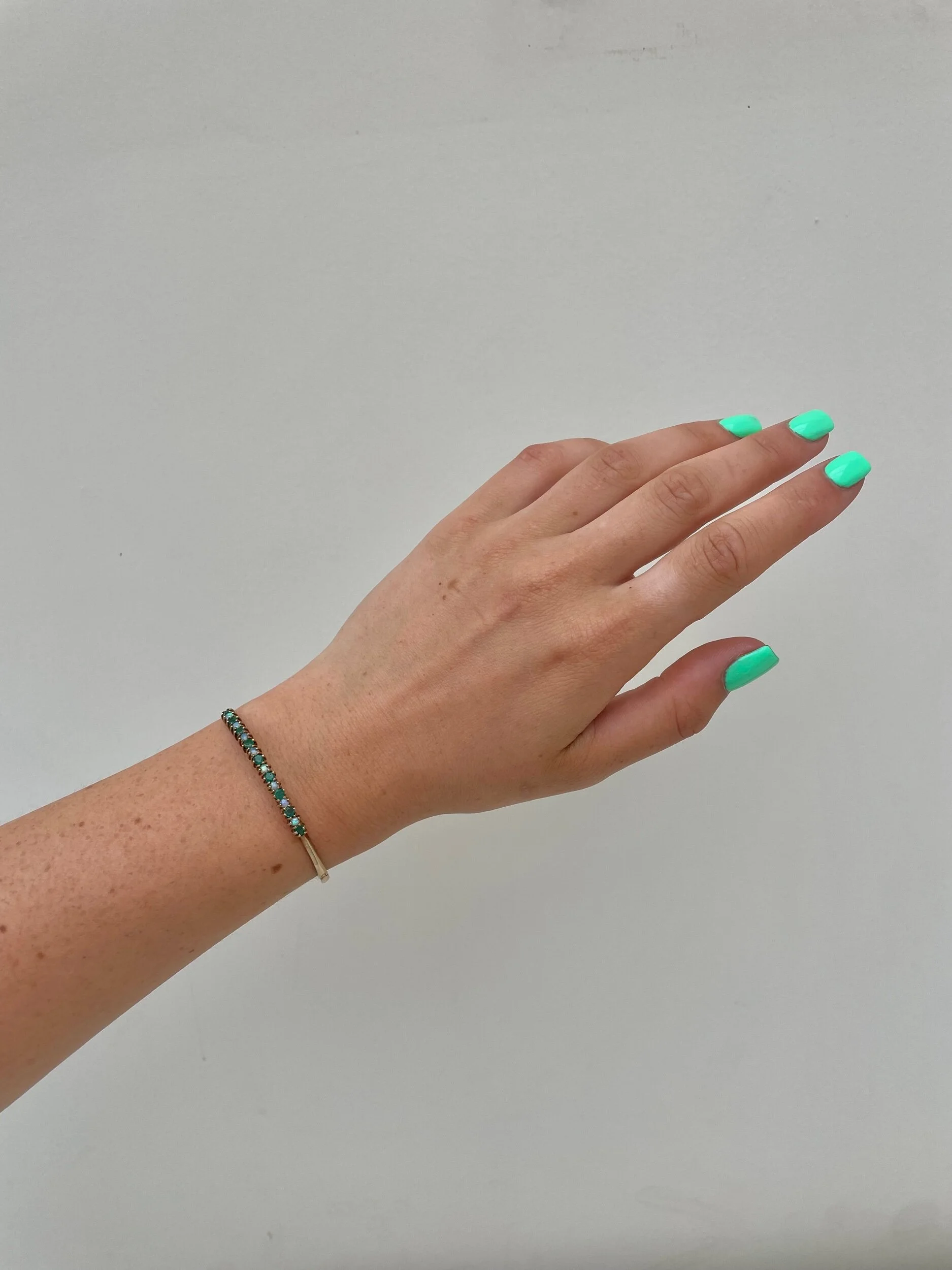 B96BDA4A-1D7F-4972-982B-2CFC571BA3BA