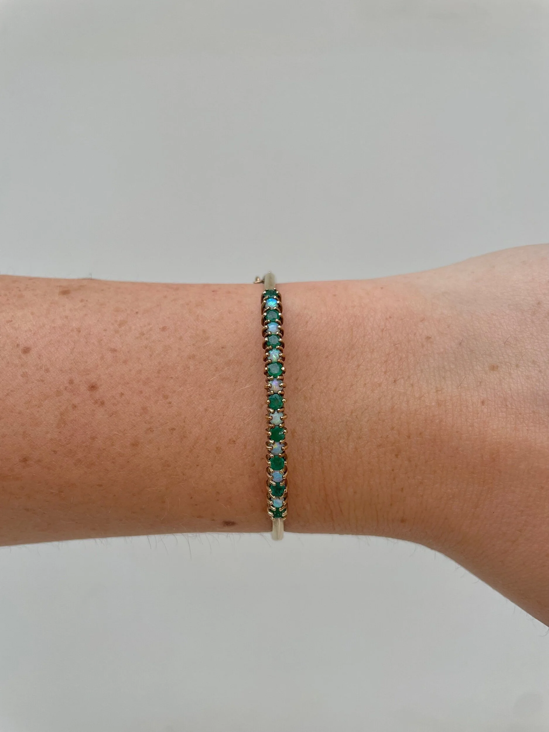 90709FE4-5333-4305-9BB1-66156DE00FB3